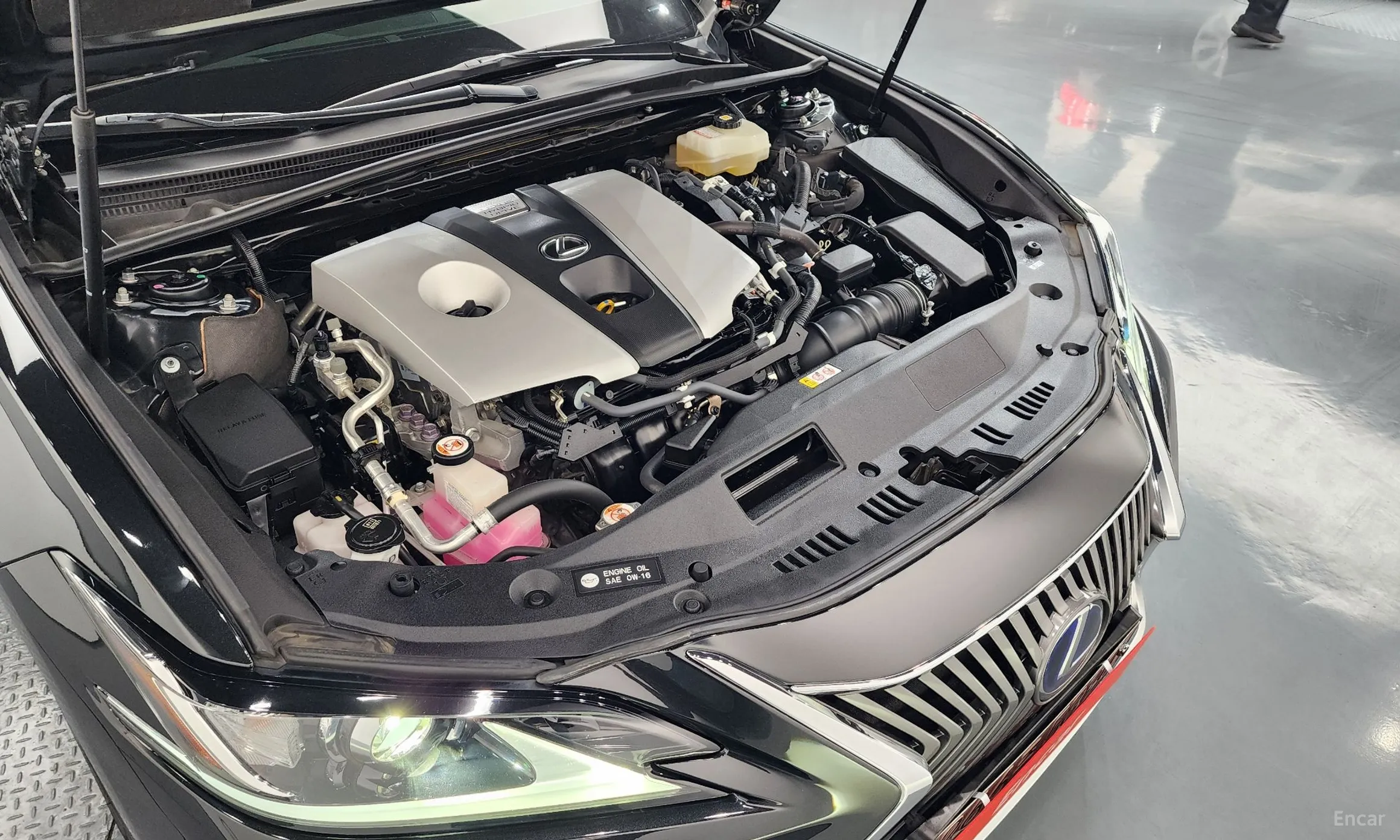 Lexus ES300h 7th Generation превью 6