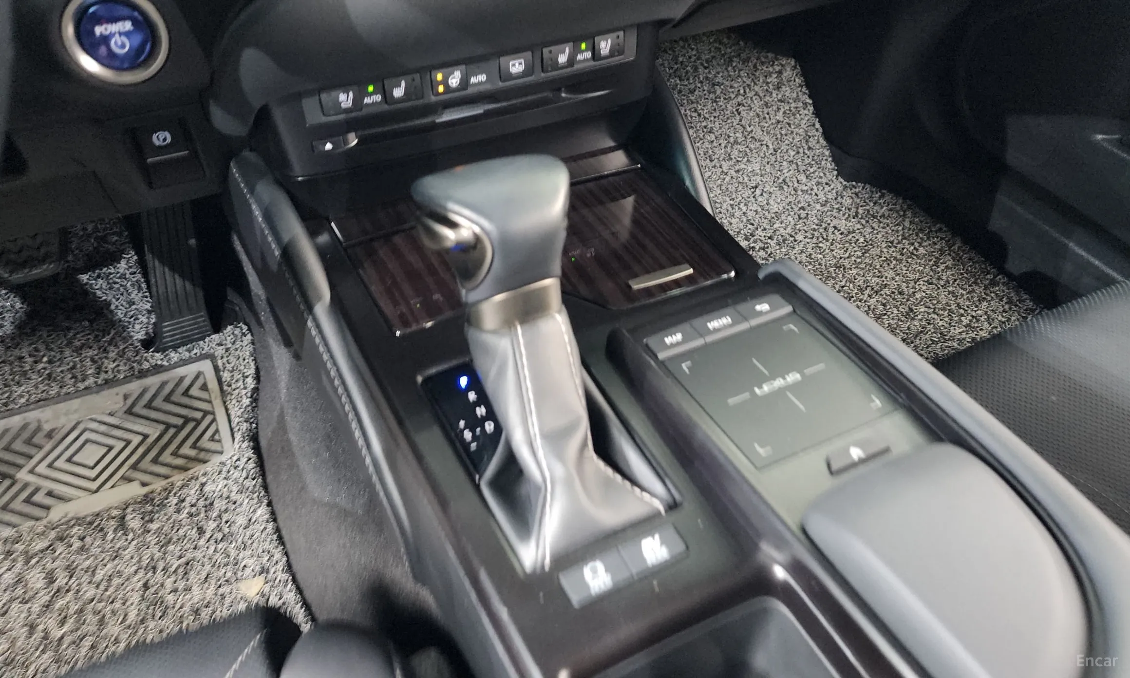 Lexus ES300h 7th Generation превью 9