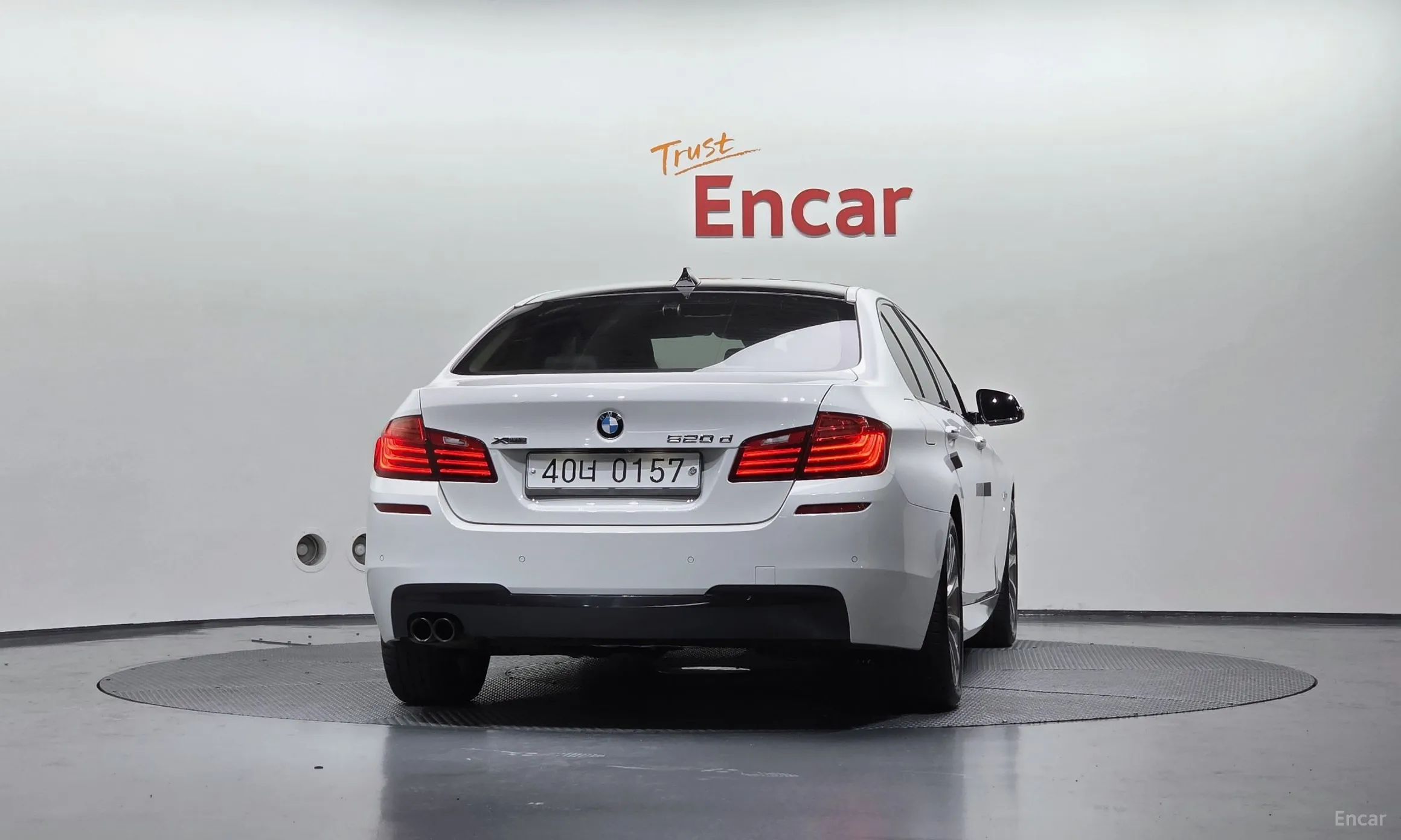 BMW 5 Series (F10) превью 4