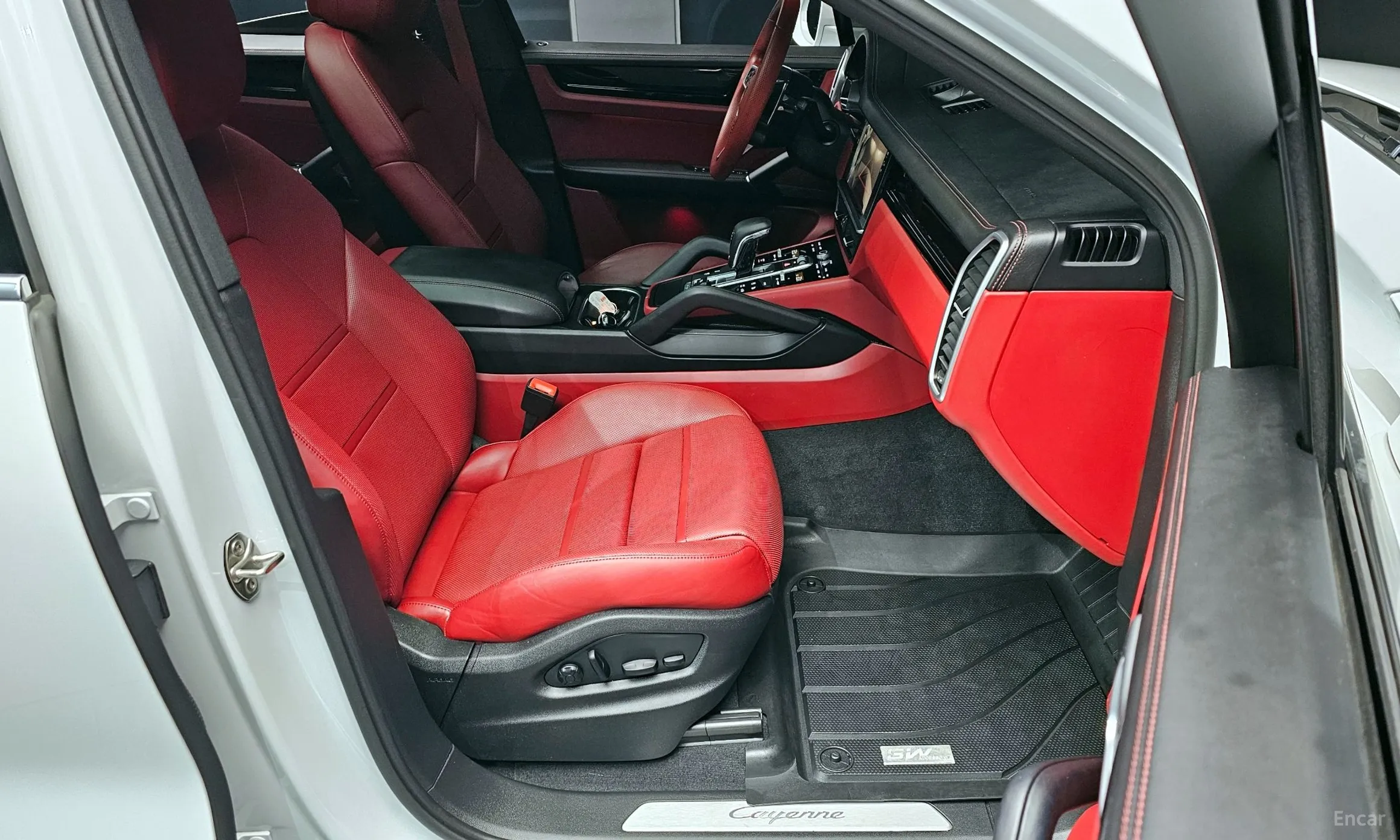 Porsche Cayenne (PO536) превью 10
