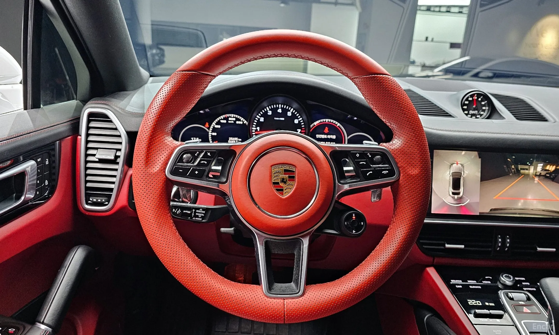 Porsche Cayenne (PO536) превью 13