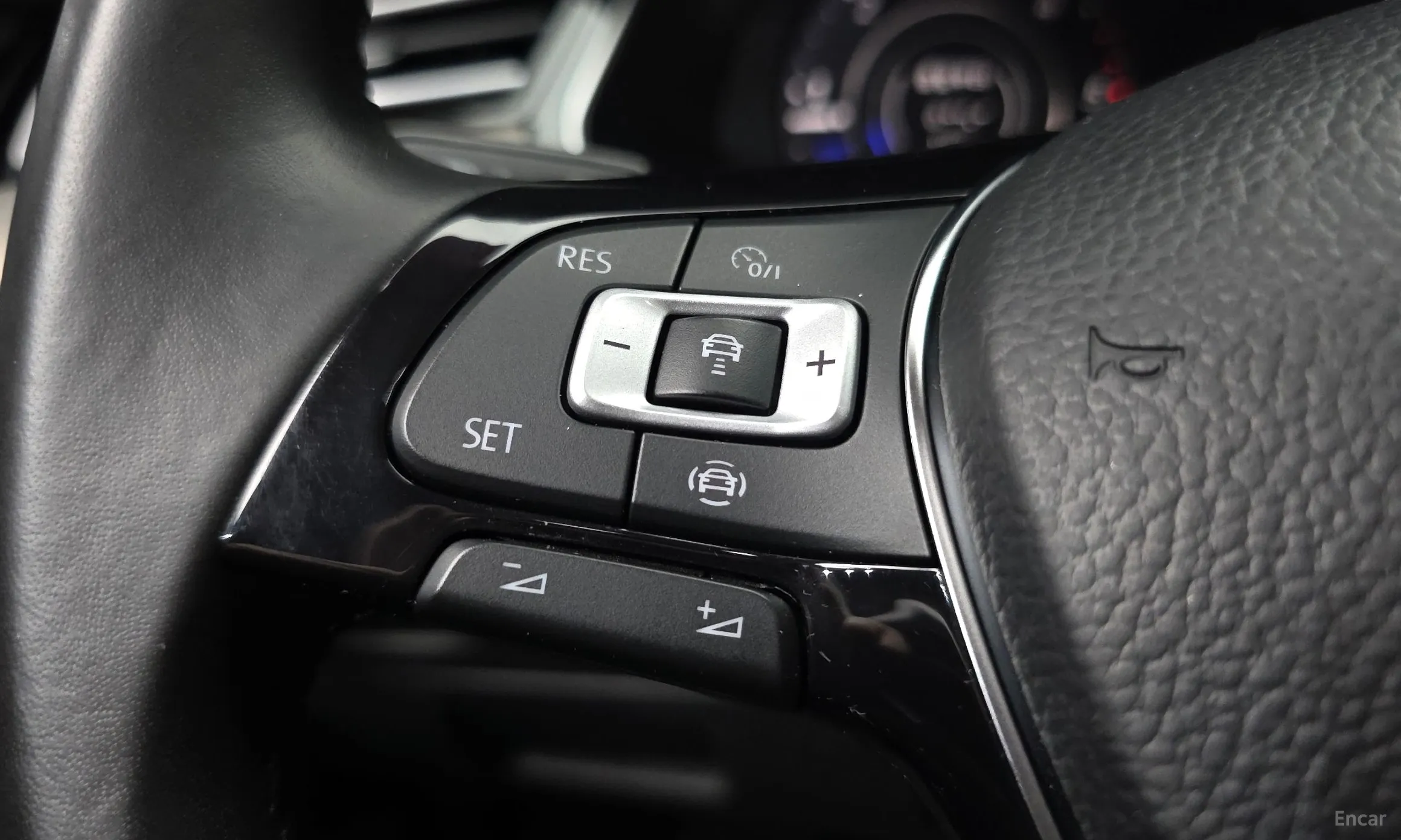Volkswagen Ateon превью 18