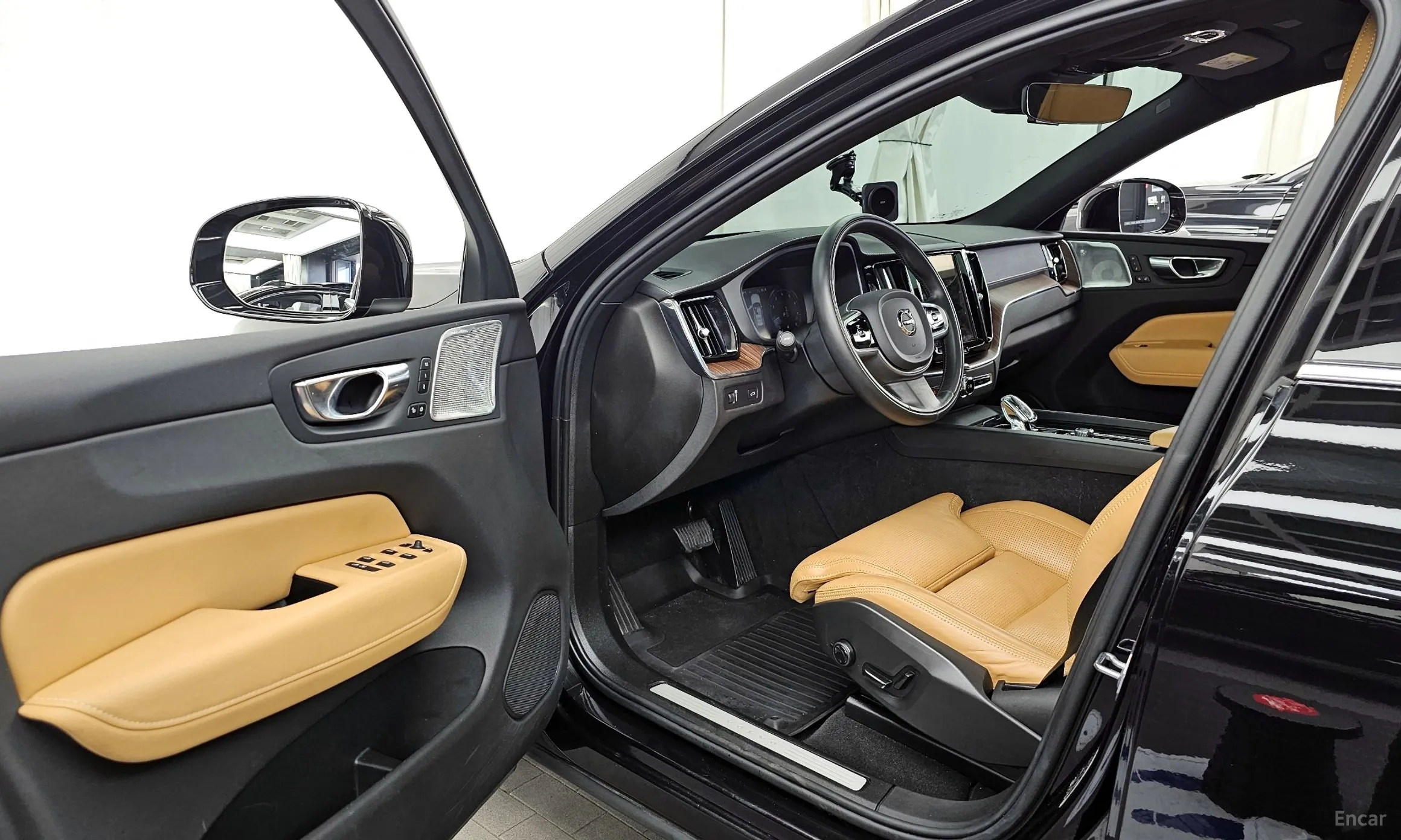 Volvo XC60 Gen 2 превью 10
