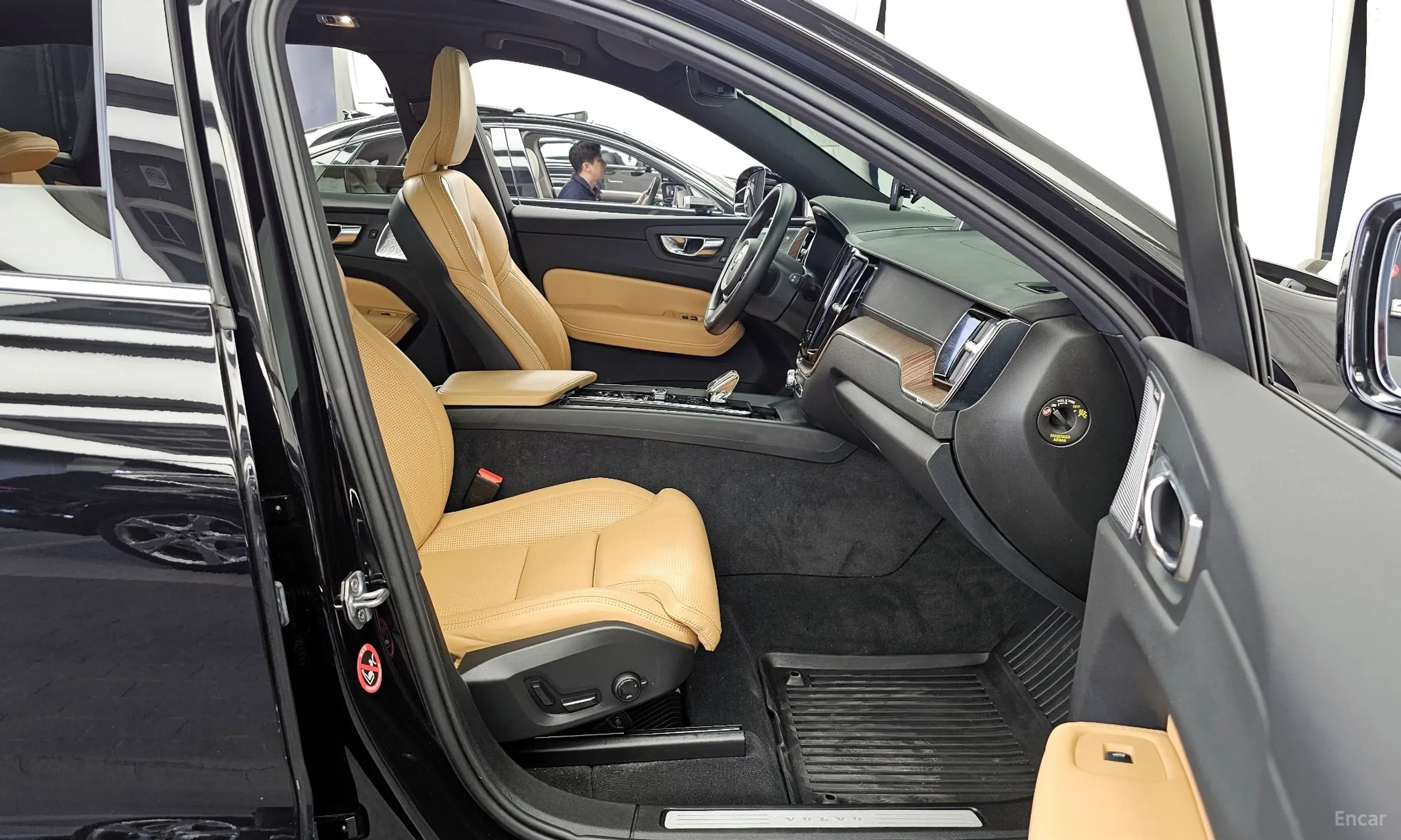 Volvo XC60 Gen 2 превью 11