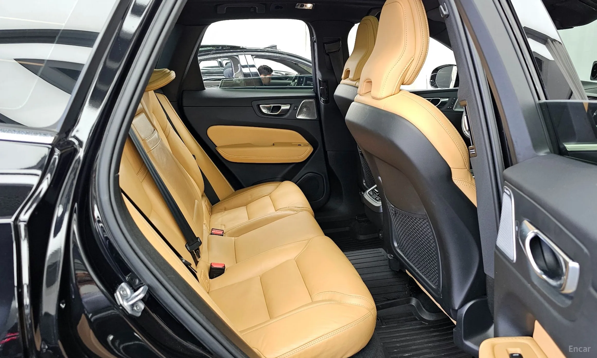 Volvo XC60 Gen 2 превью 12