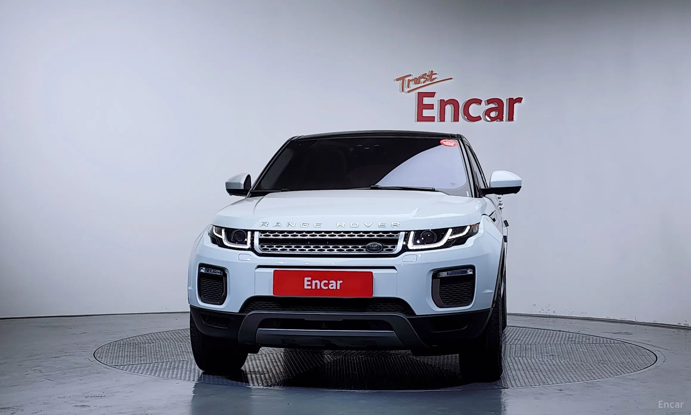 Land Rover Range Rover Evoque превью 3