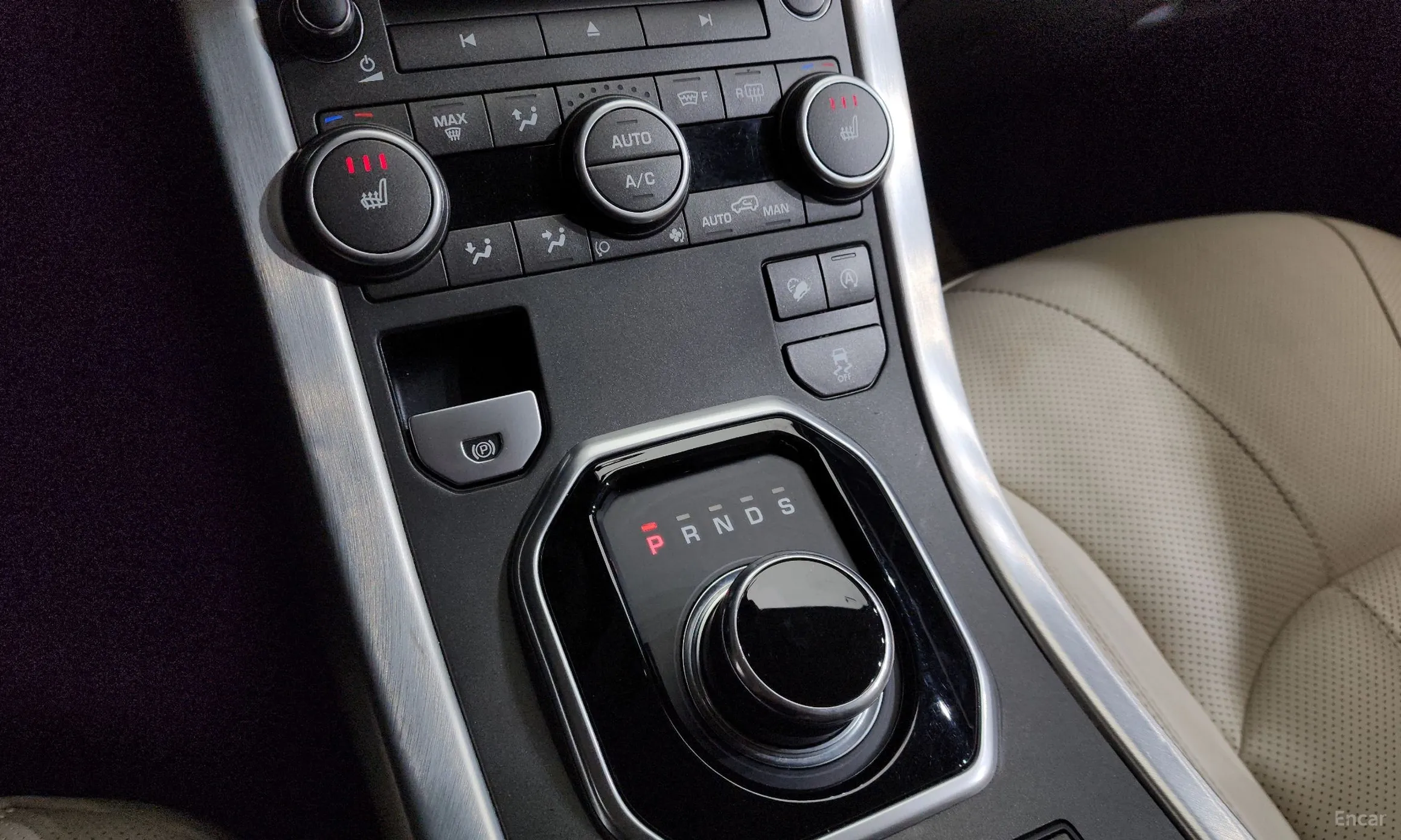 Land Rover Range Rover Evoque превью 9