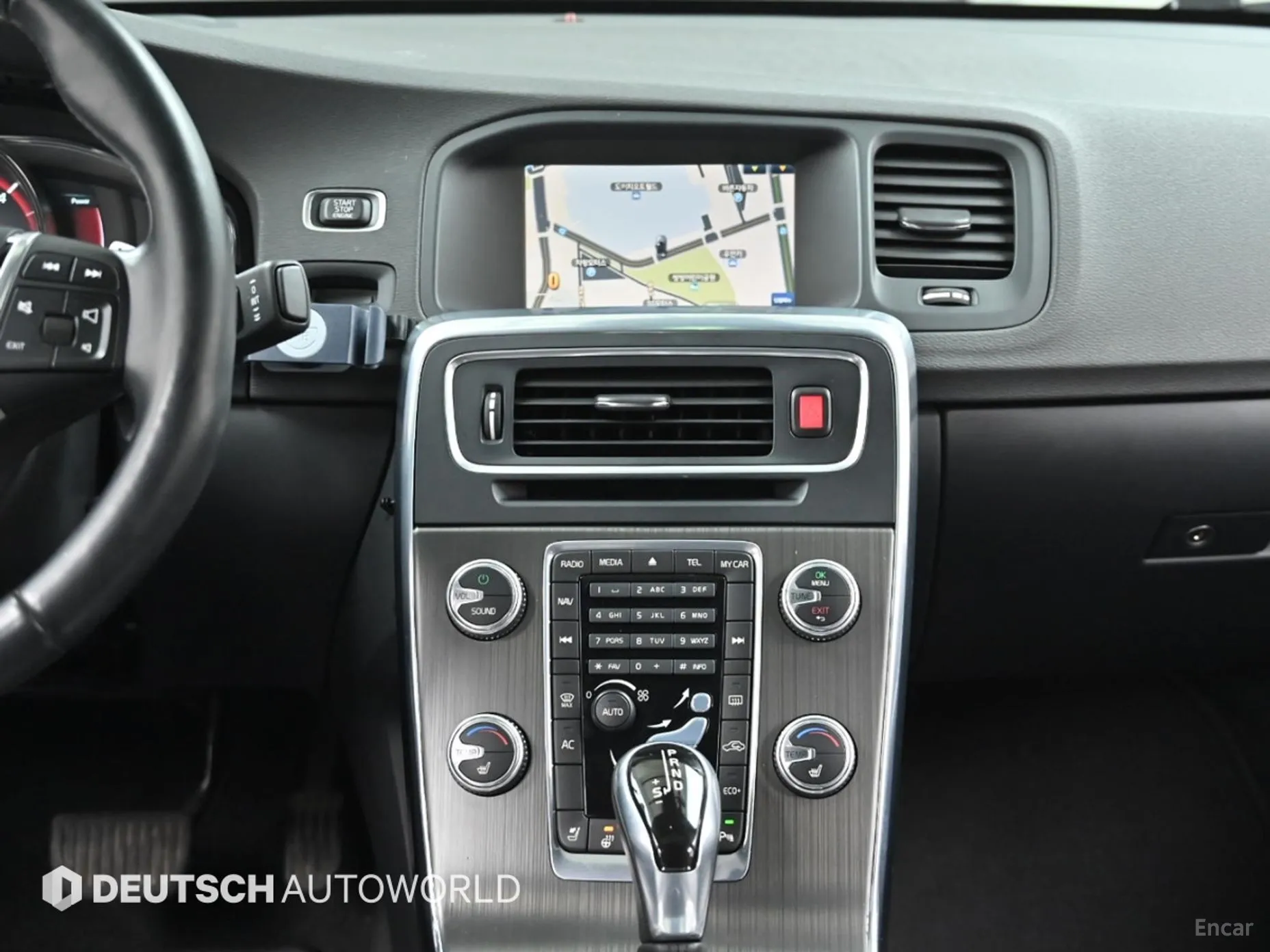 Volvo S60 превью 14