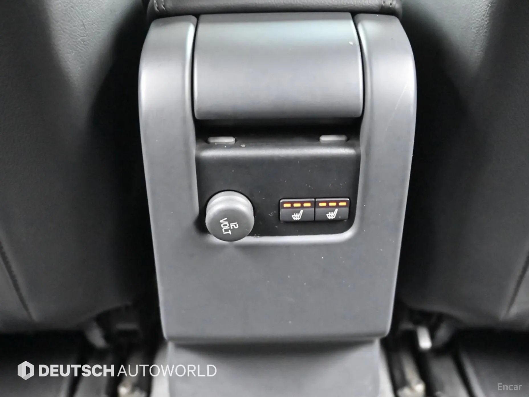 Volvo S60 превью 16