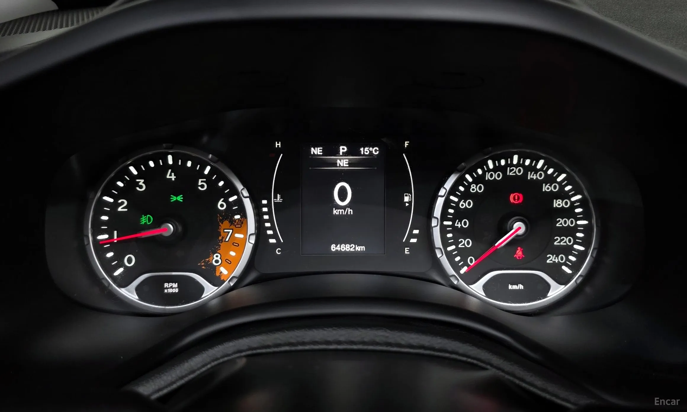 Jeep Renegade превью 8