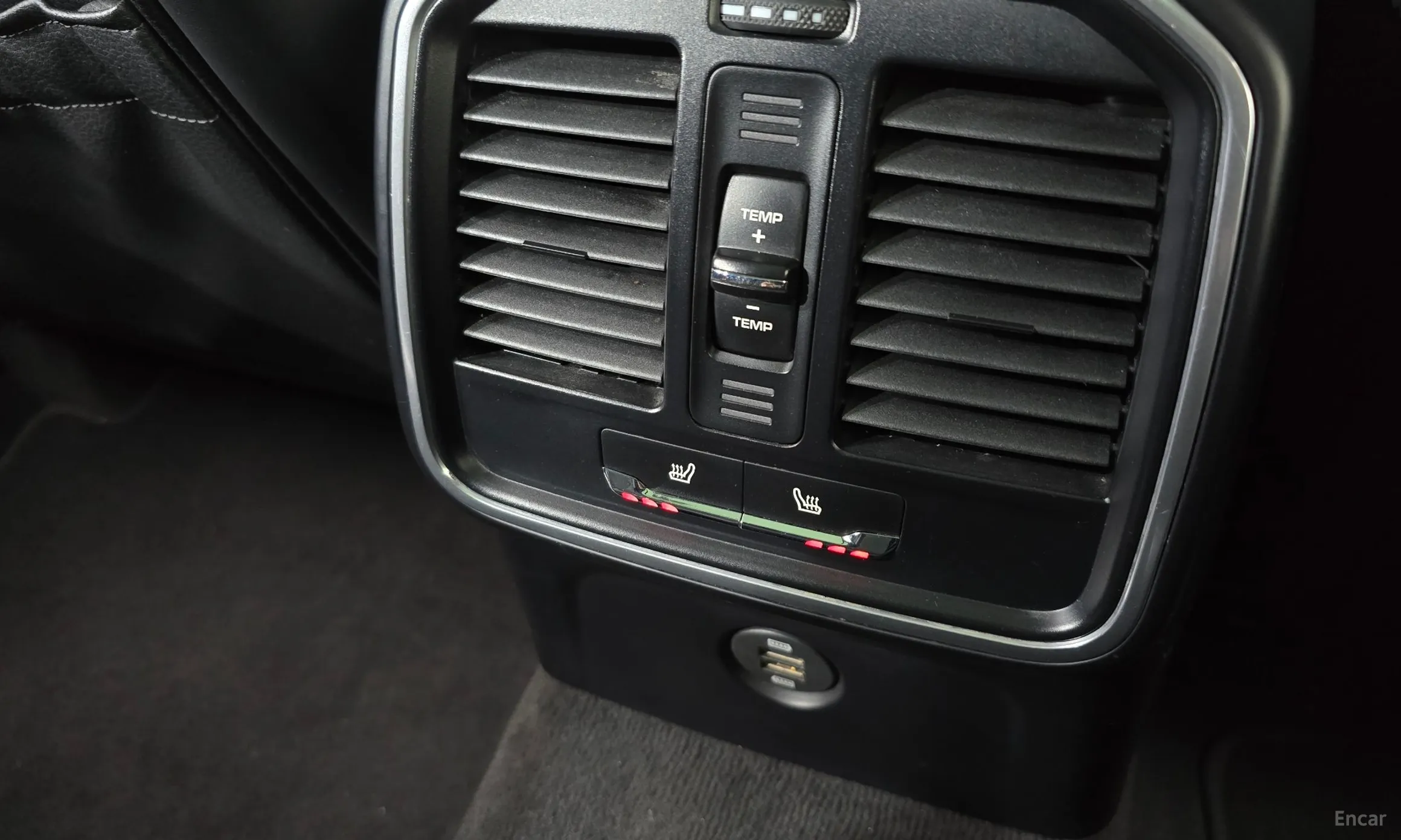 Porsche Macan превью 18