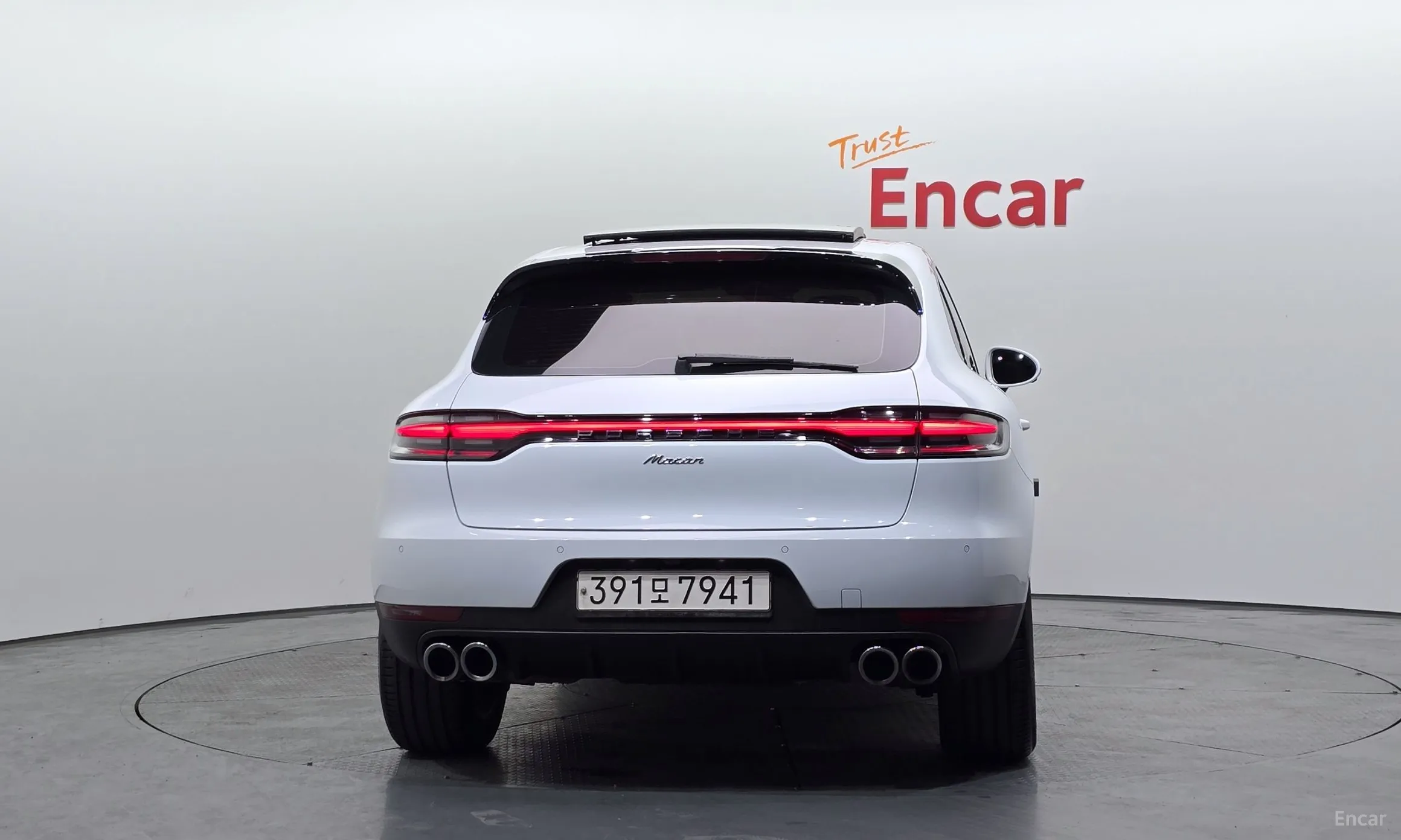 Porsche Macan превью 4