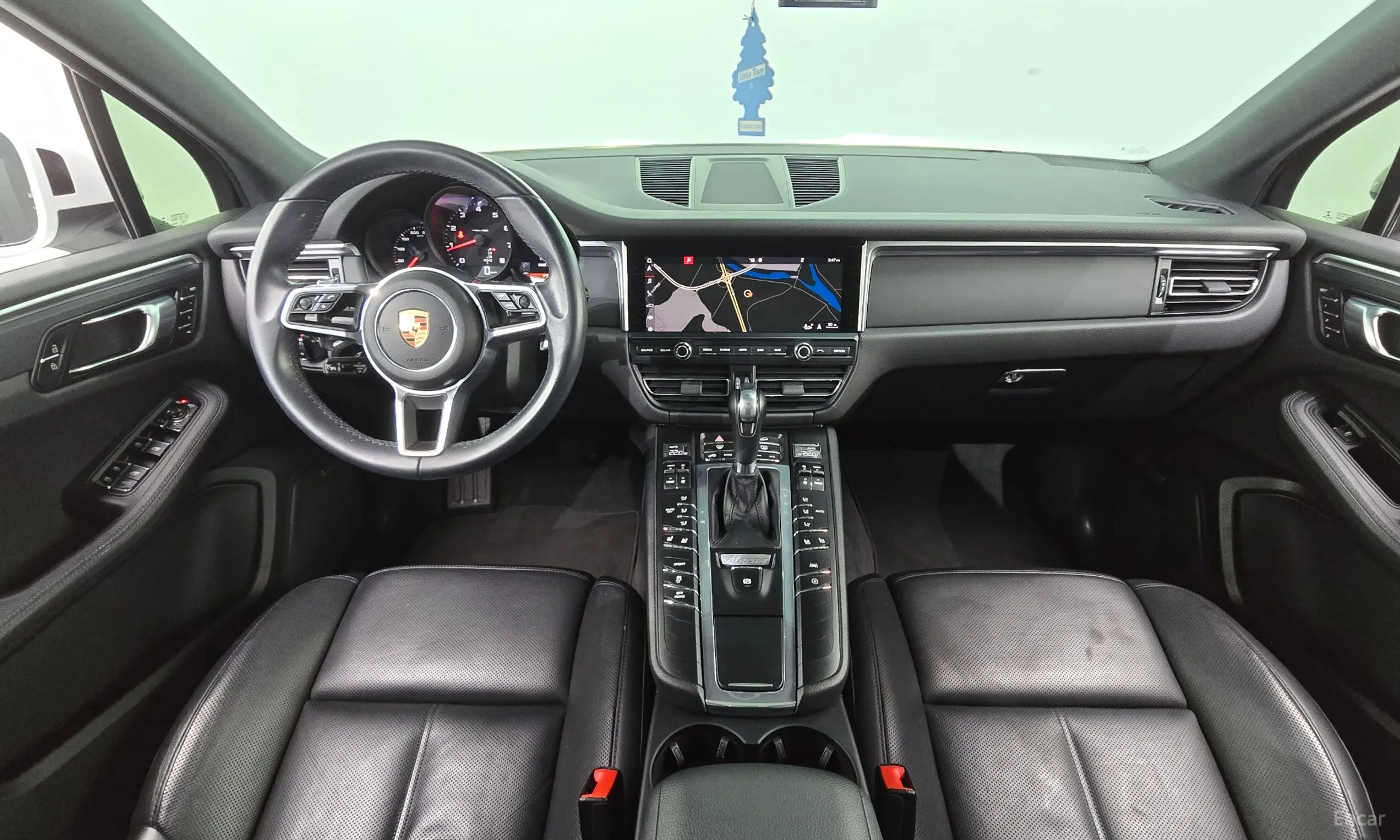 Porsche Macan превью 7