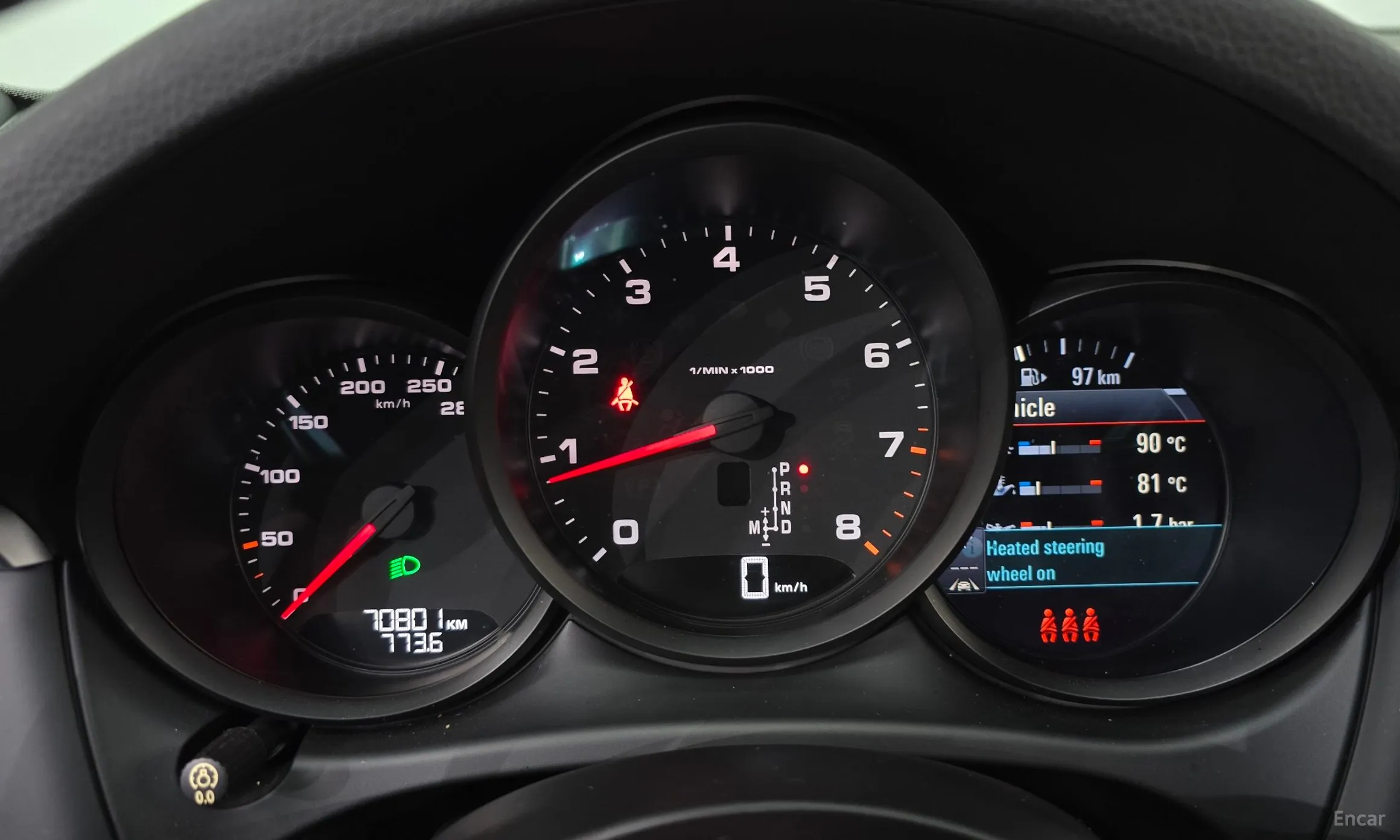 Porsche Macan превью 8