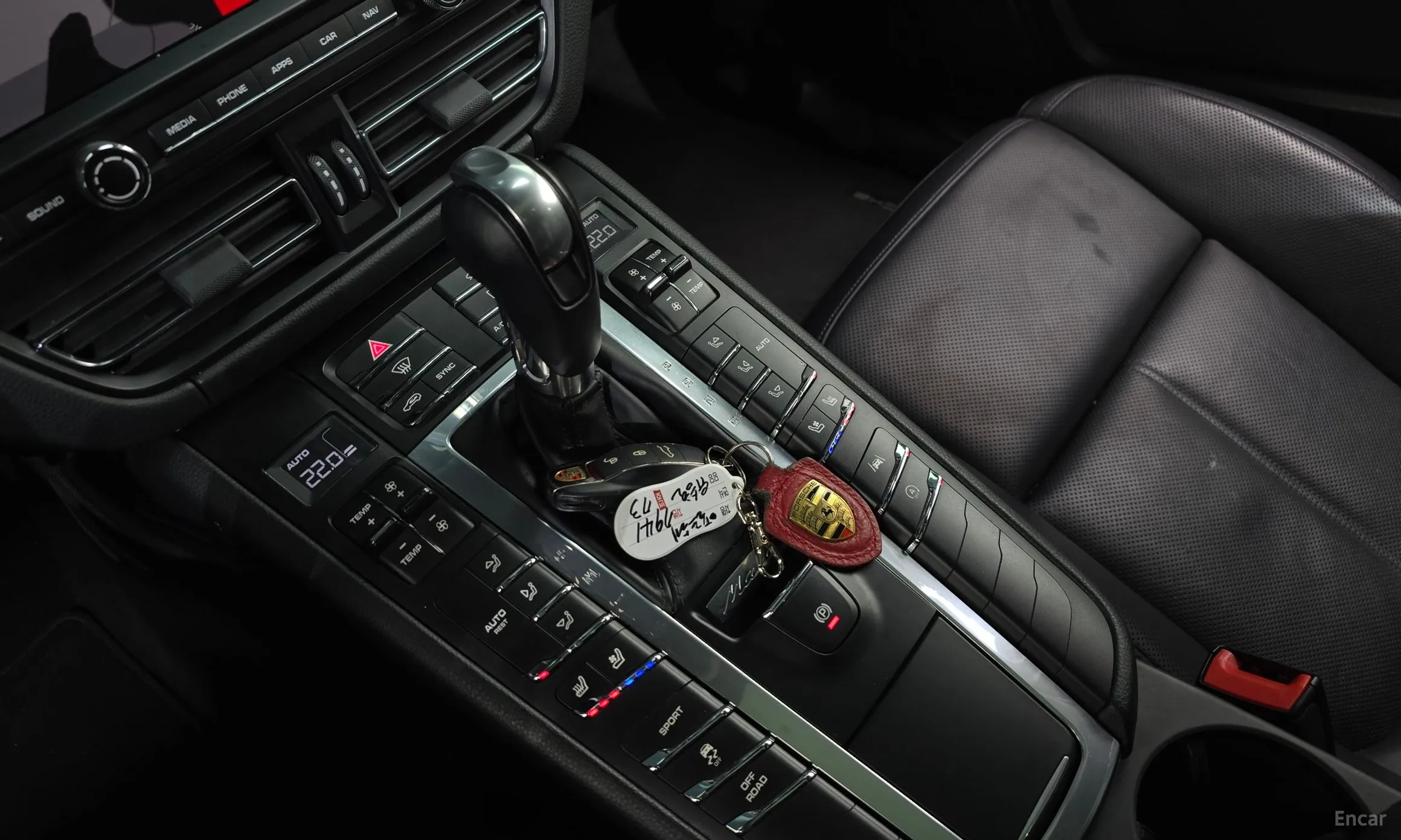Porsche Macan превью 9