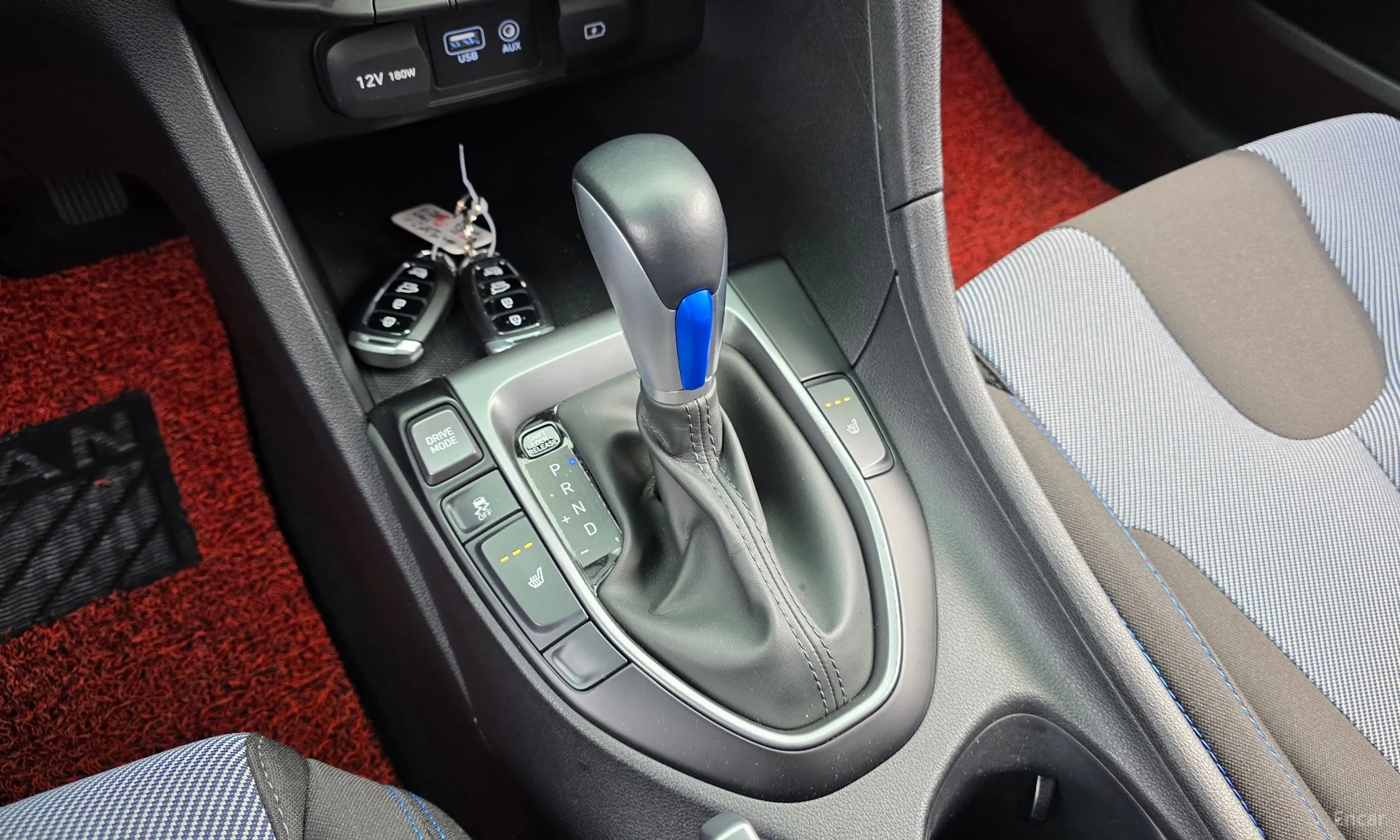 Hyundai Veloster (JS) превью 9