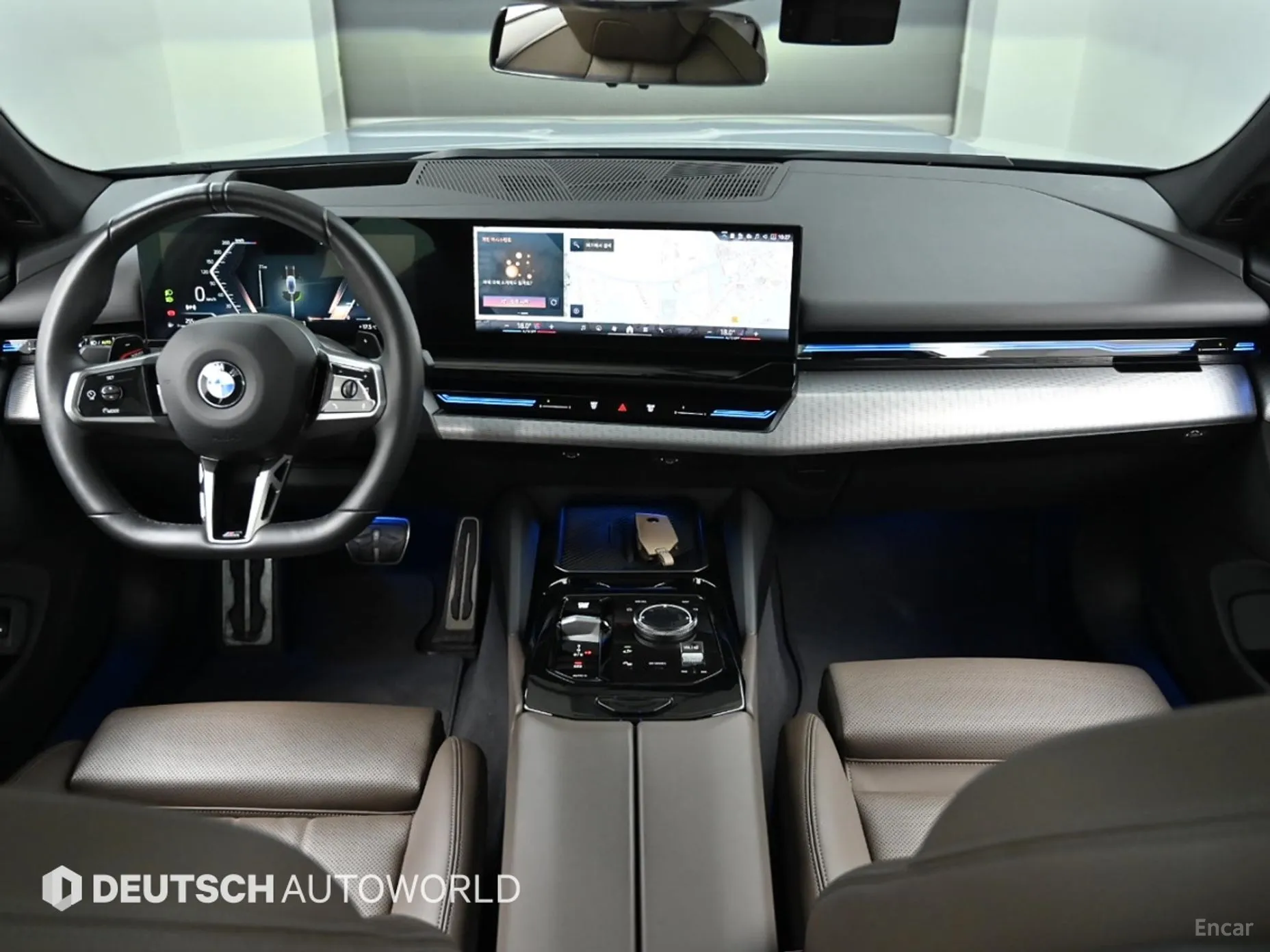 BMW 5 Series (G60) превью 7