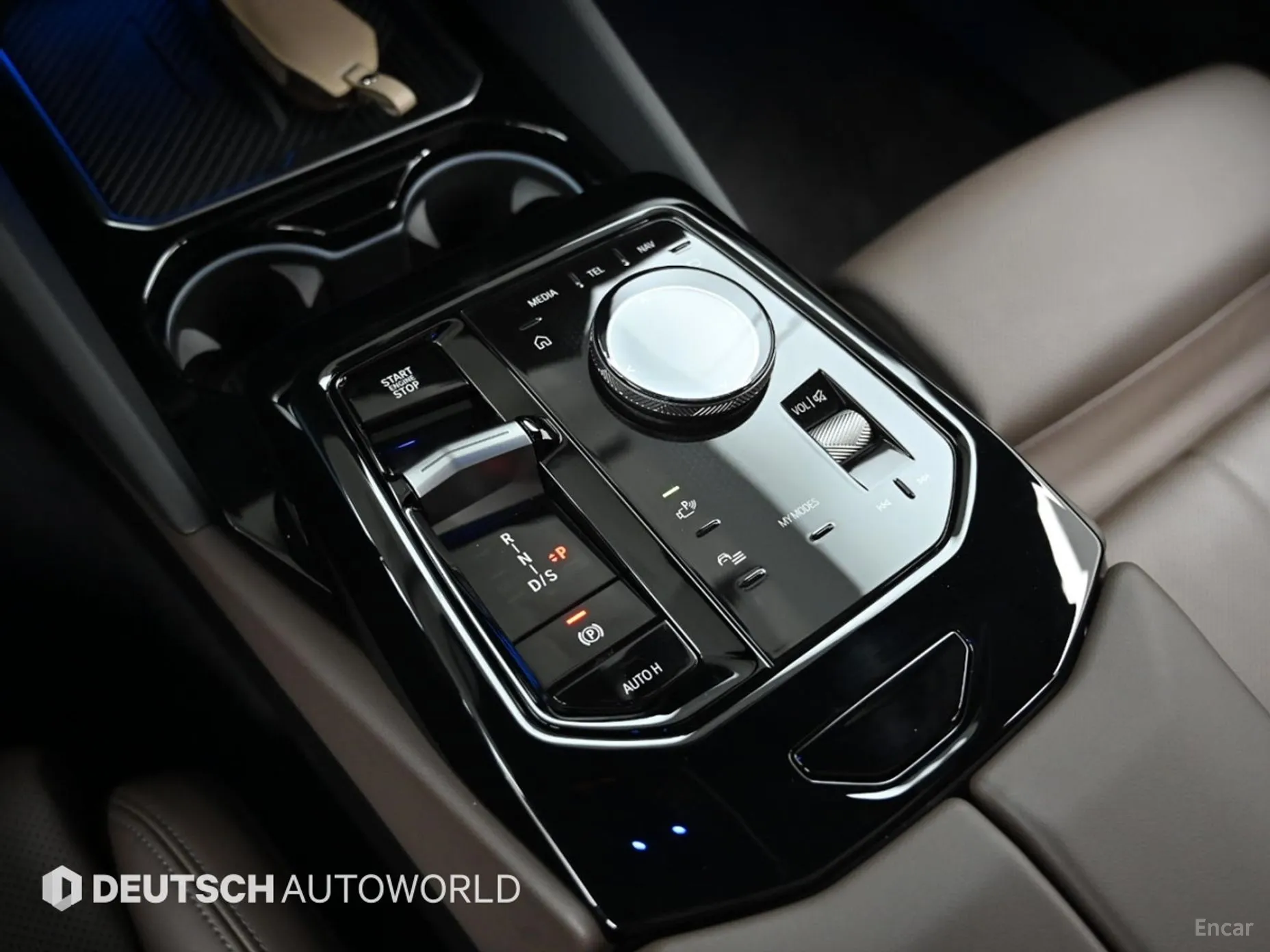 BMW 5 Series (G60) превью 9