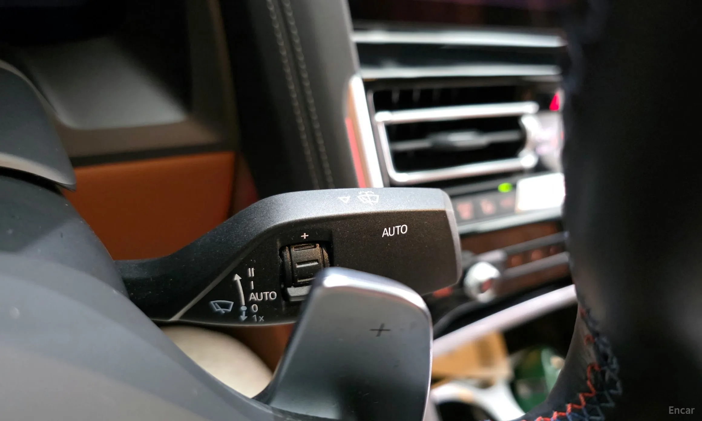 BMW 8-series (G15) превью 14