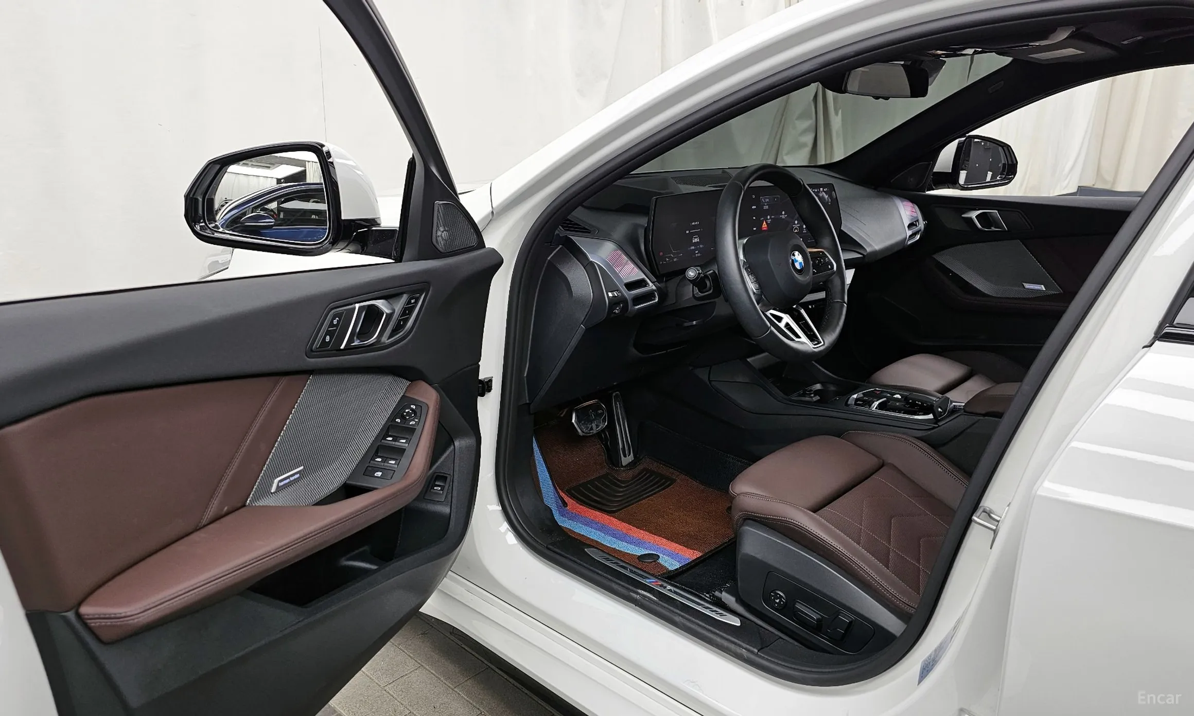 BMW 1 Series (F70) превью 10