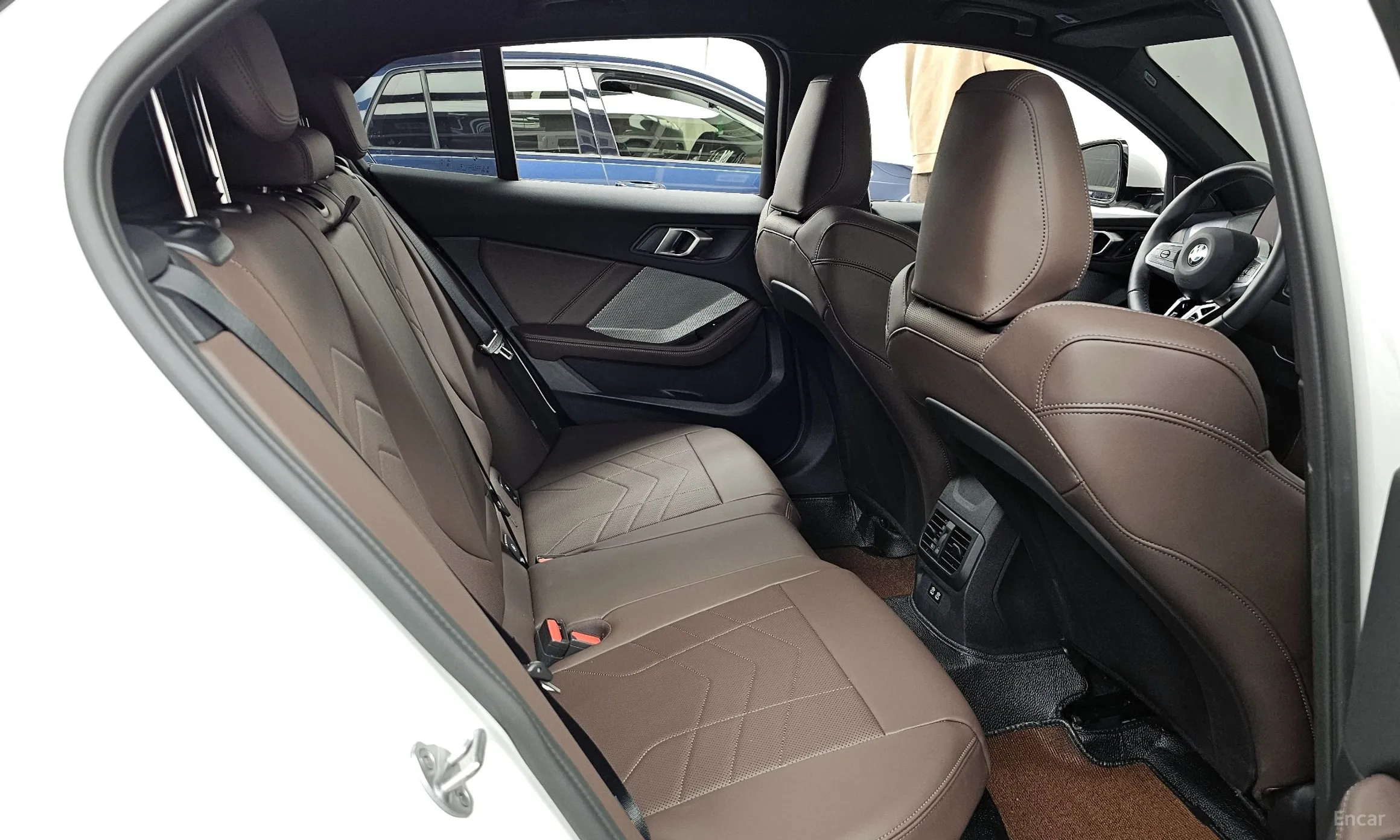 BMW 1 Series (F70) превью 12