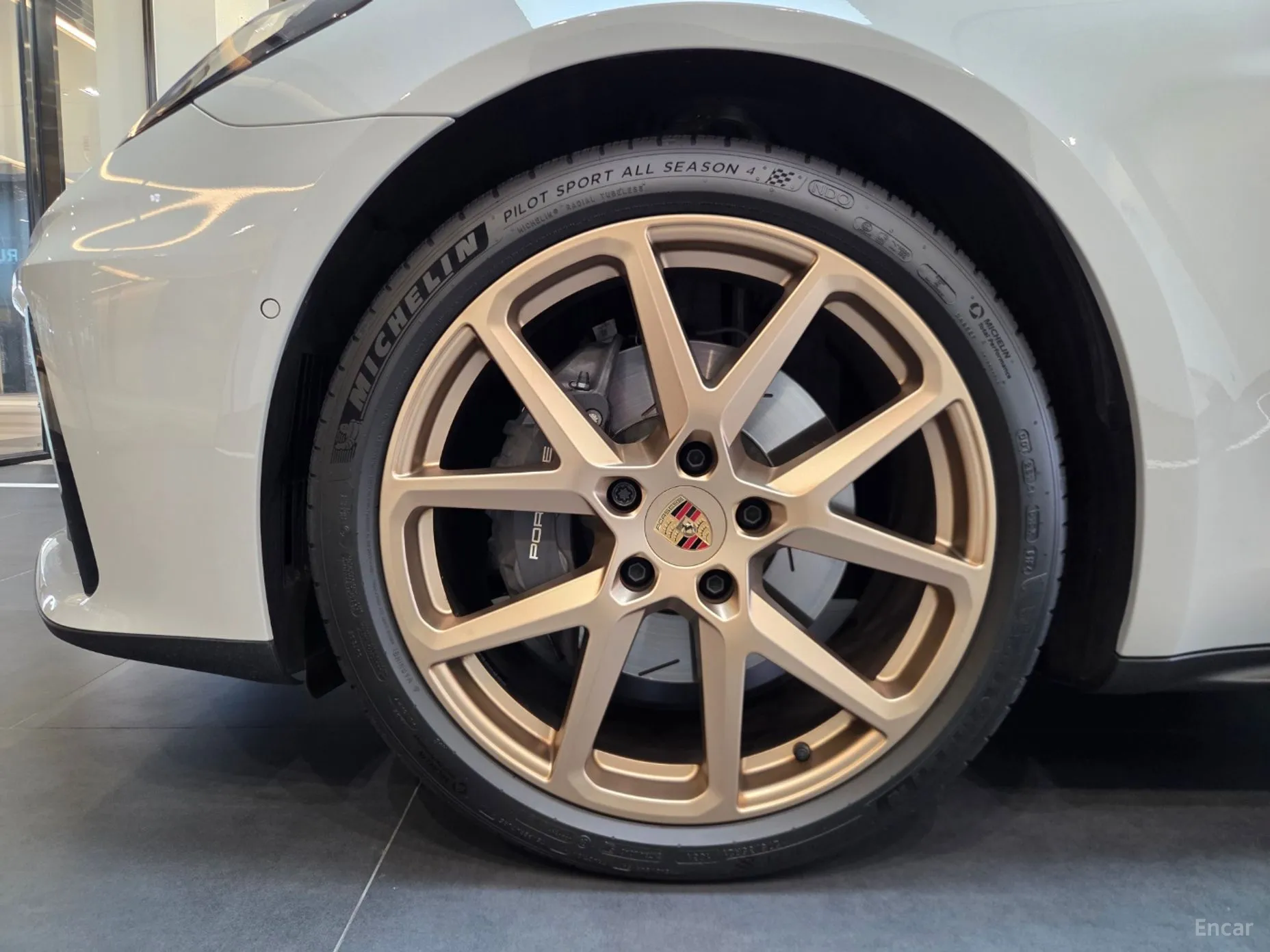 Porsche Panamera (976) превью 5