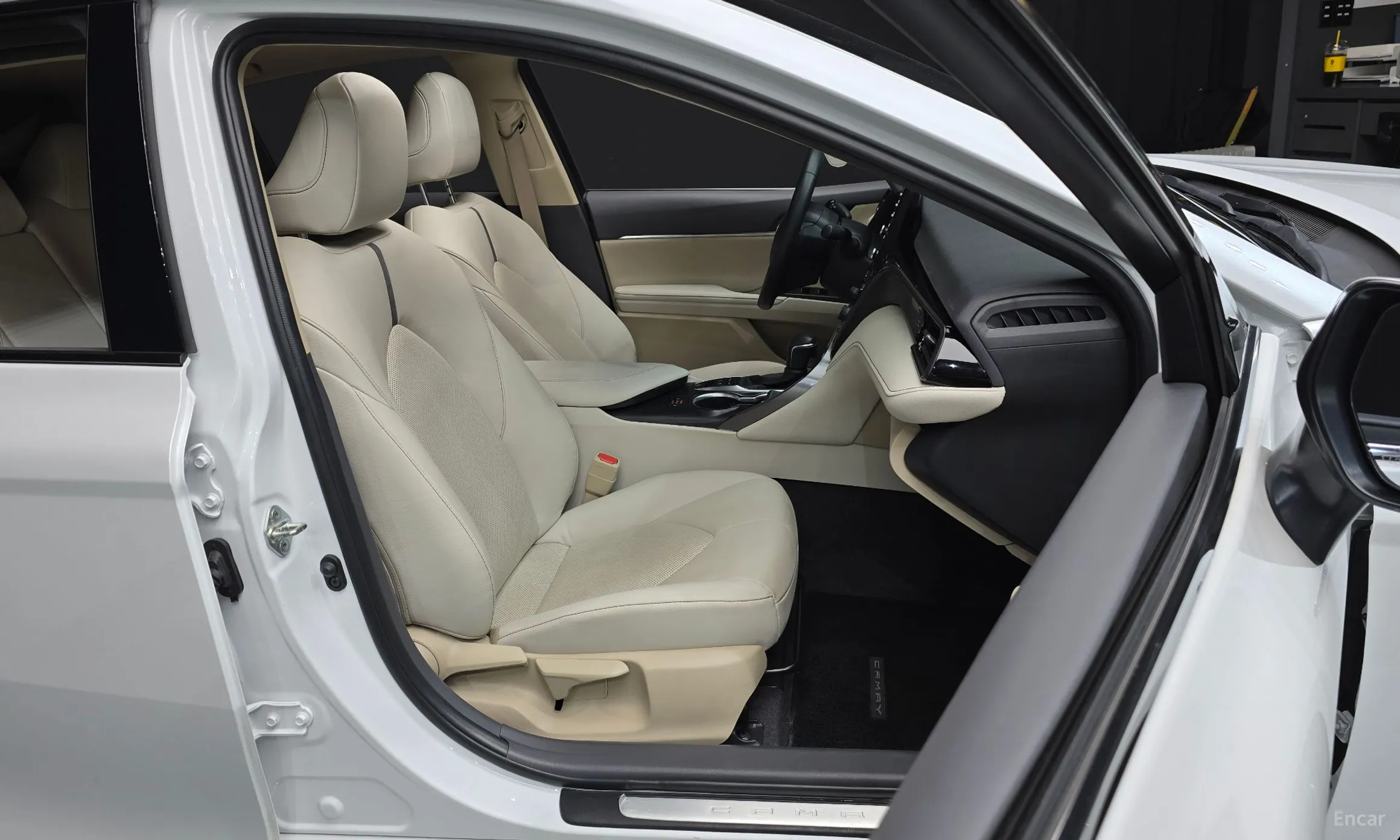 Toyota Camry (XV70) превью 12