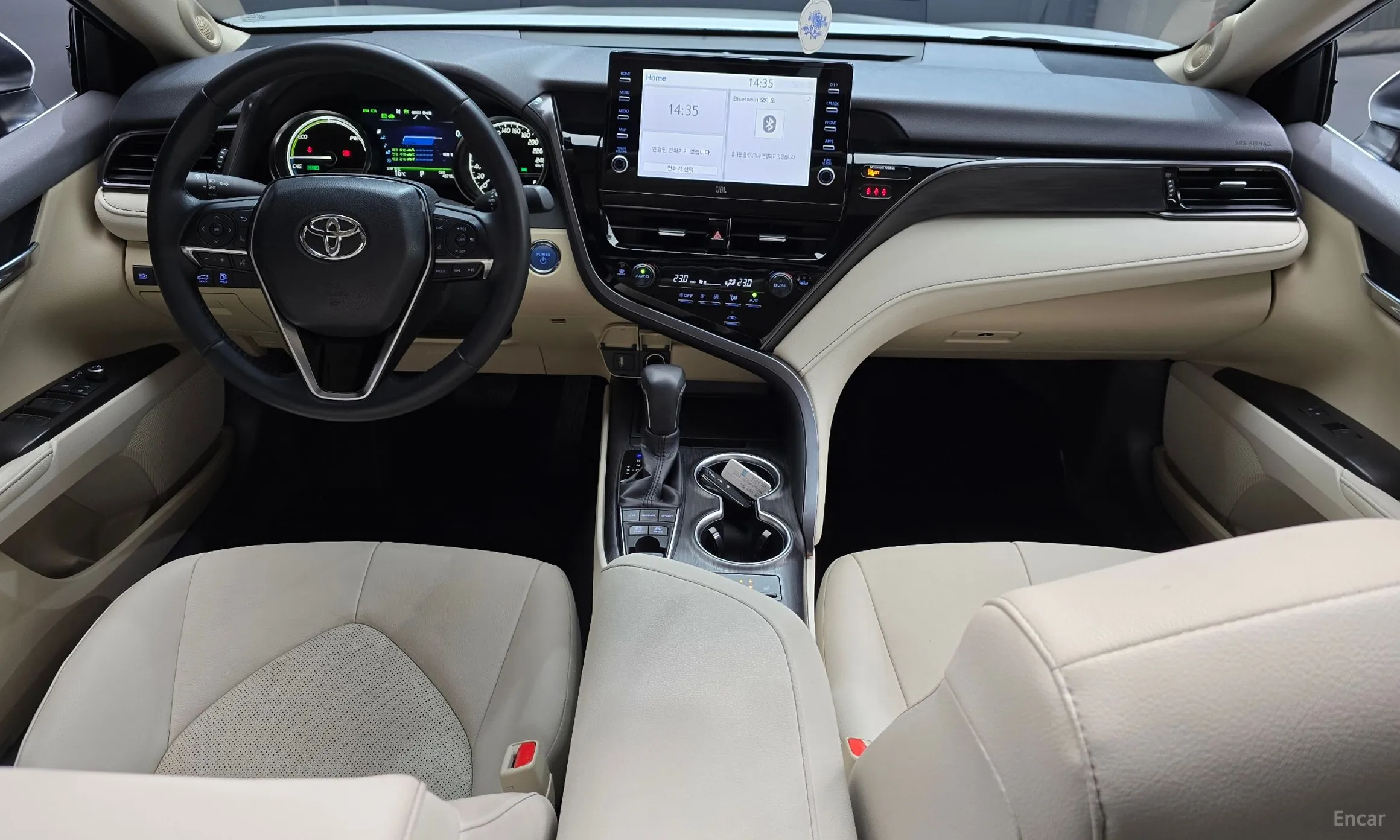 Toyota Camry (XV70) превью 7