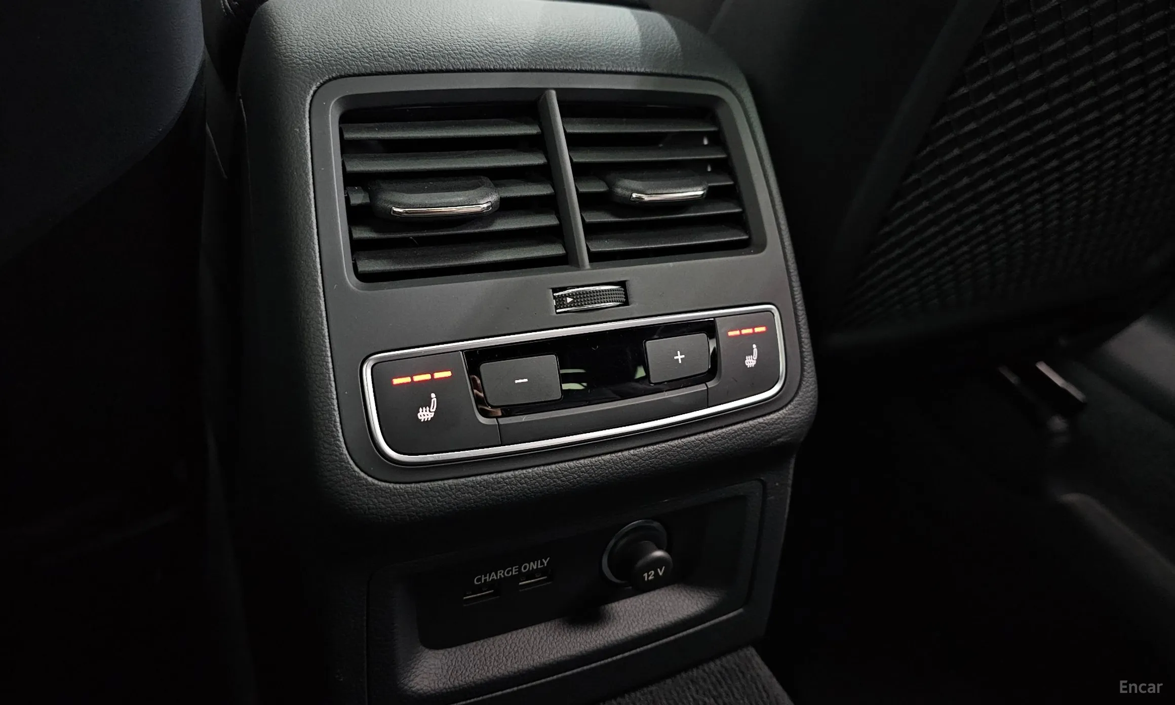Audi A4 (B9) превью 19