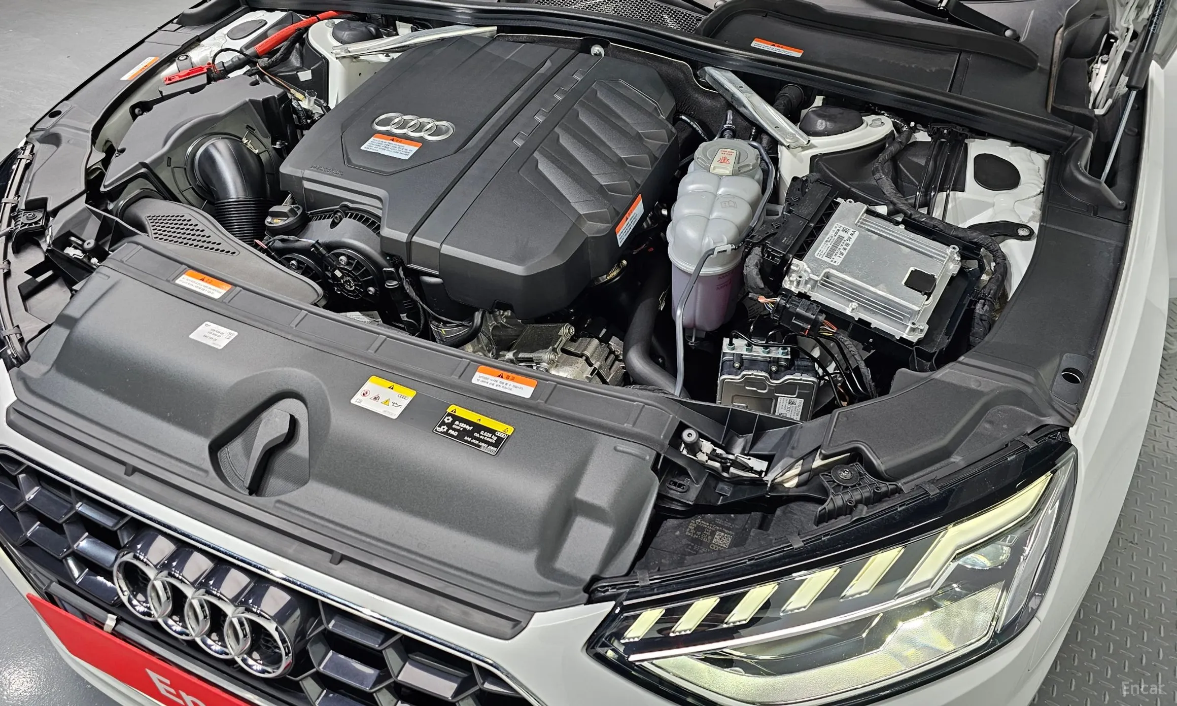 Audi A4 (B9) превью 6