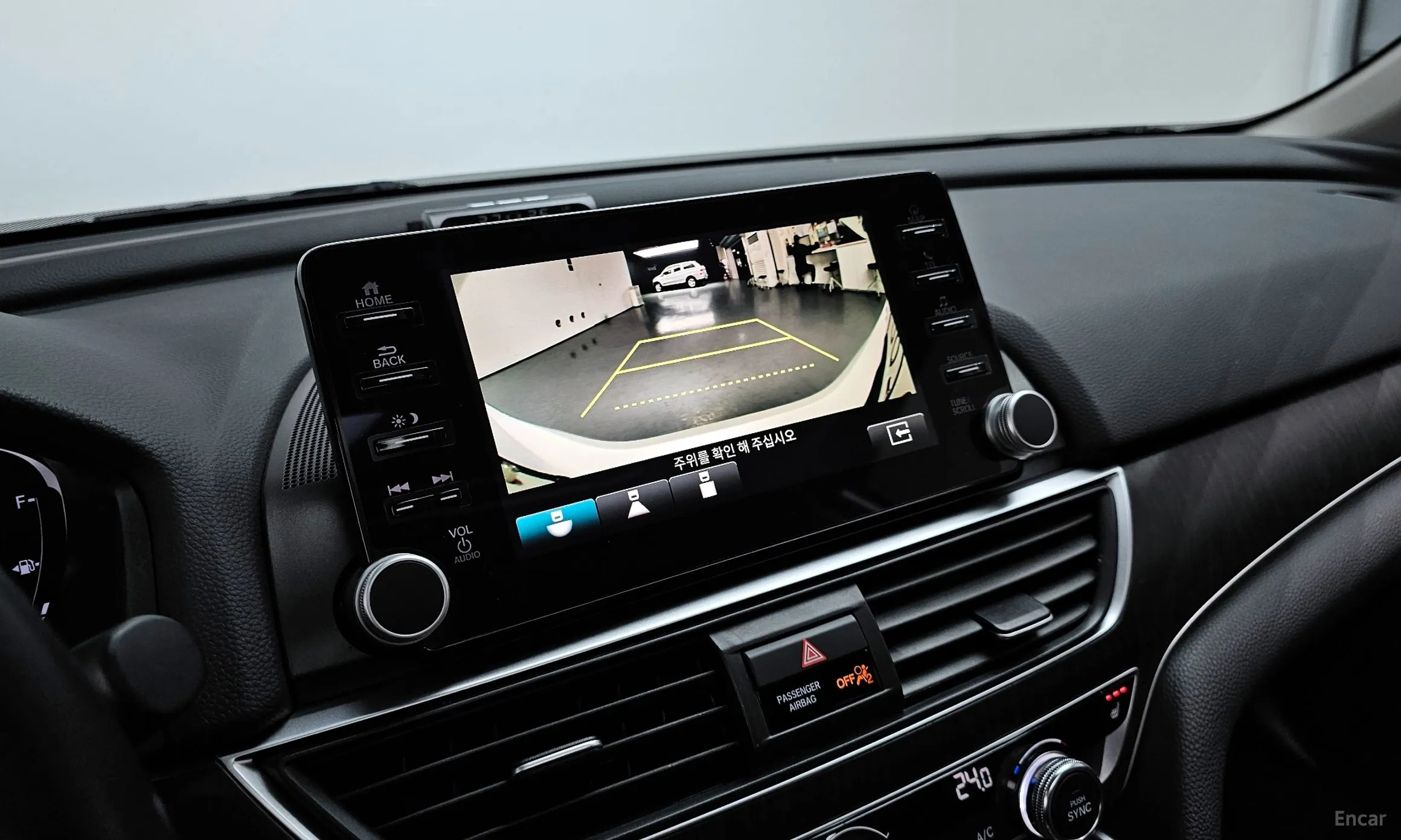 Honda Accord 10th Generation превью 17