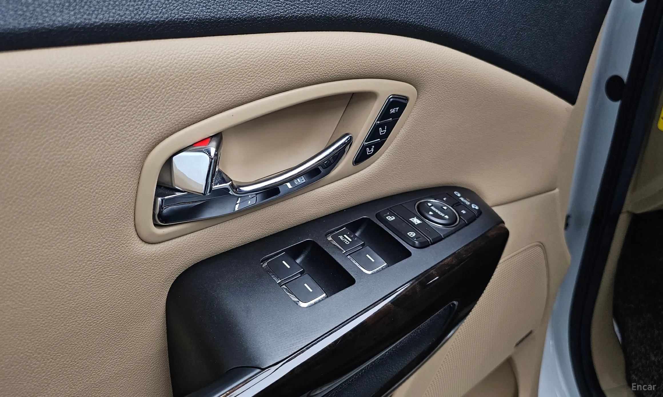 Kia Carnival превью 17