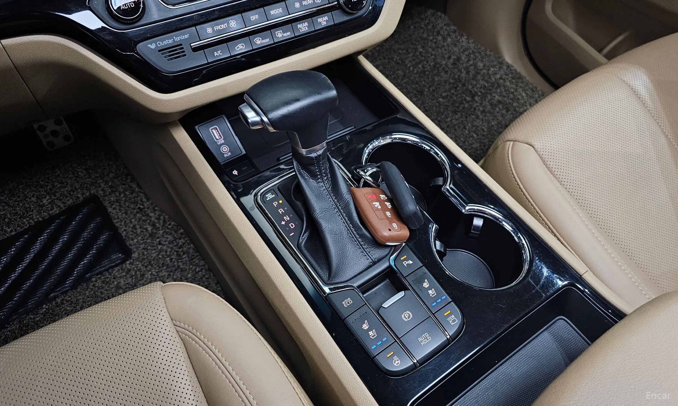 Kia Carnival превью 9