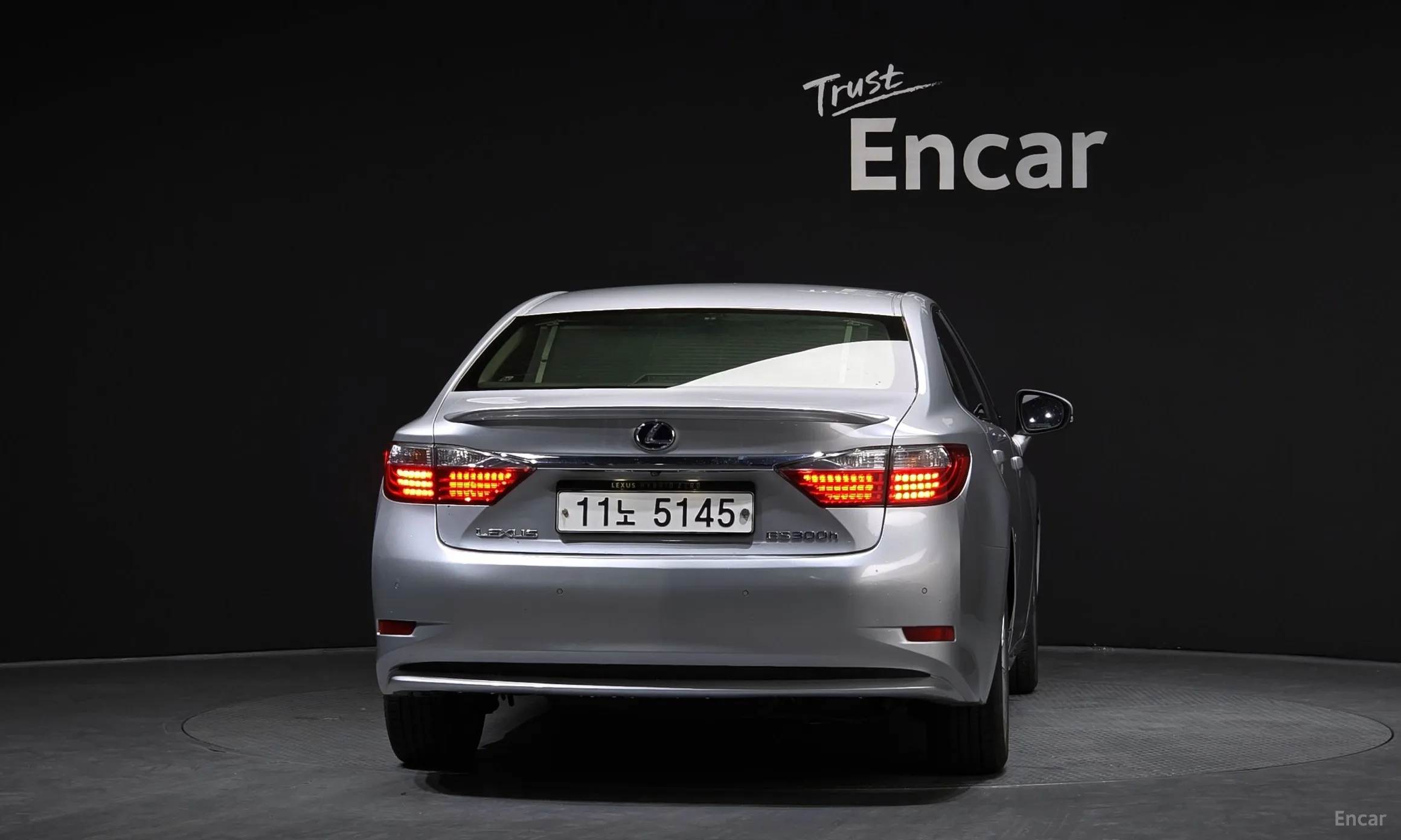 Lexus New ES300h превью 4