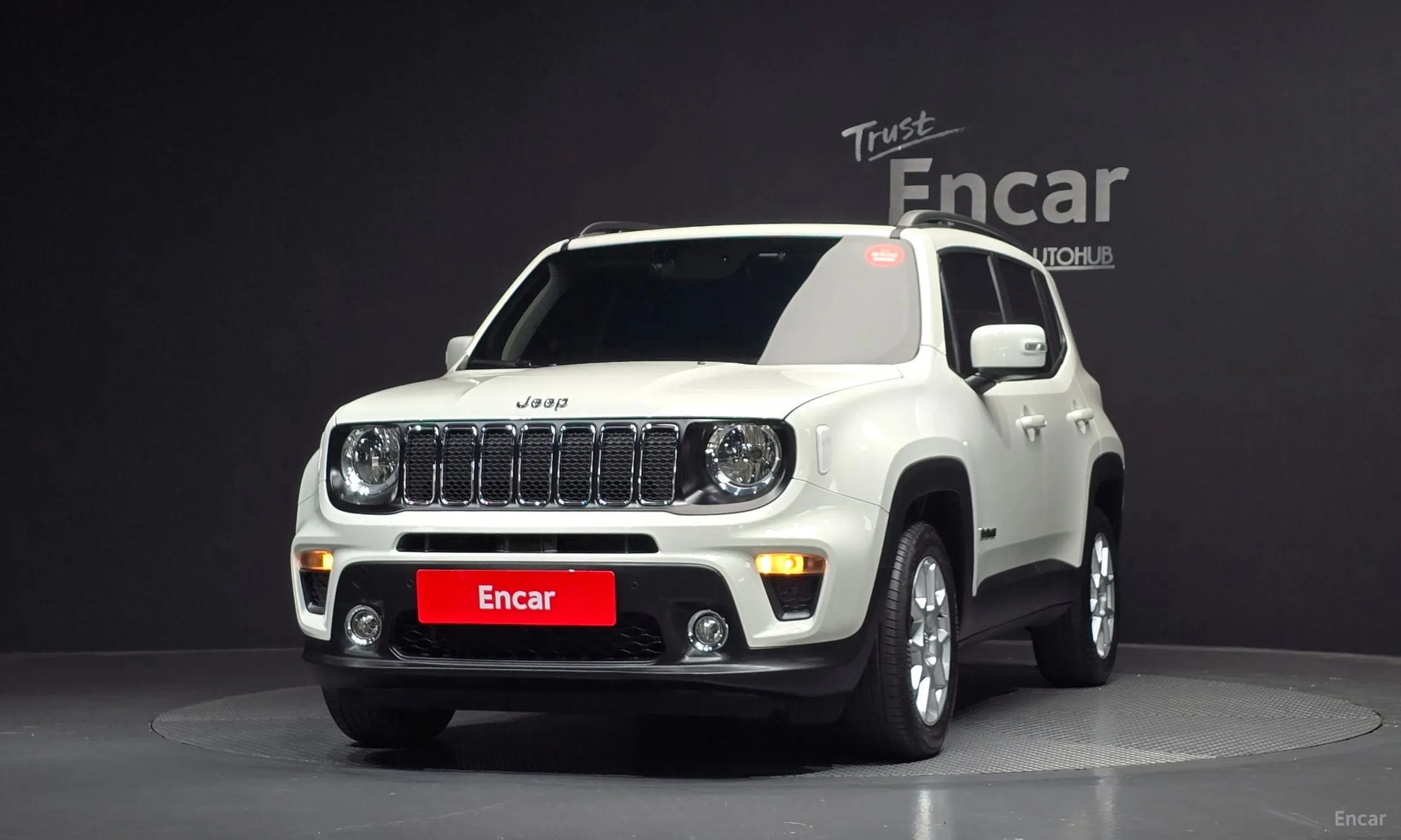Jeep Renegade превью 3