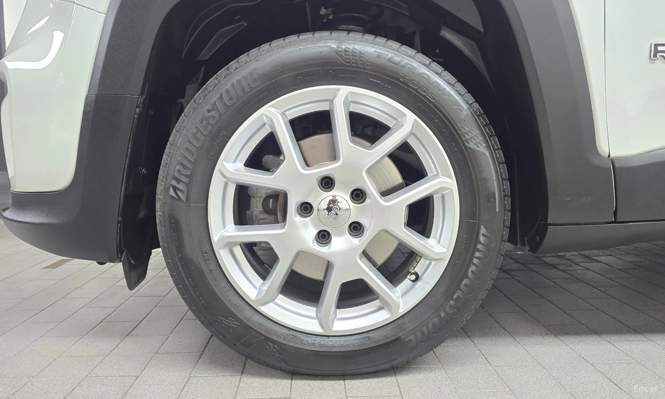 Jeep Renegade превью 5
