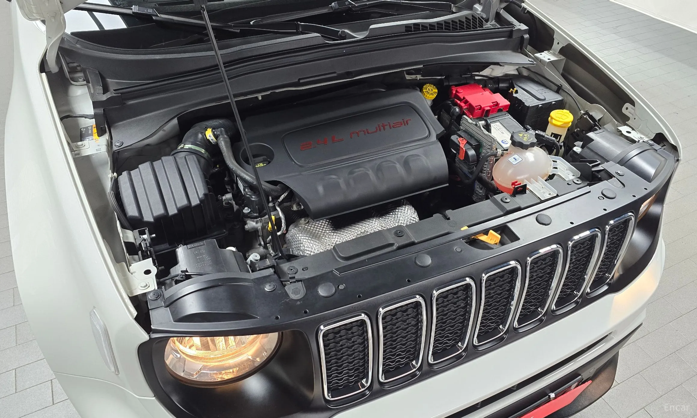 Jeep Renegade превью 6
