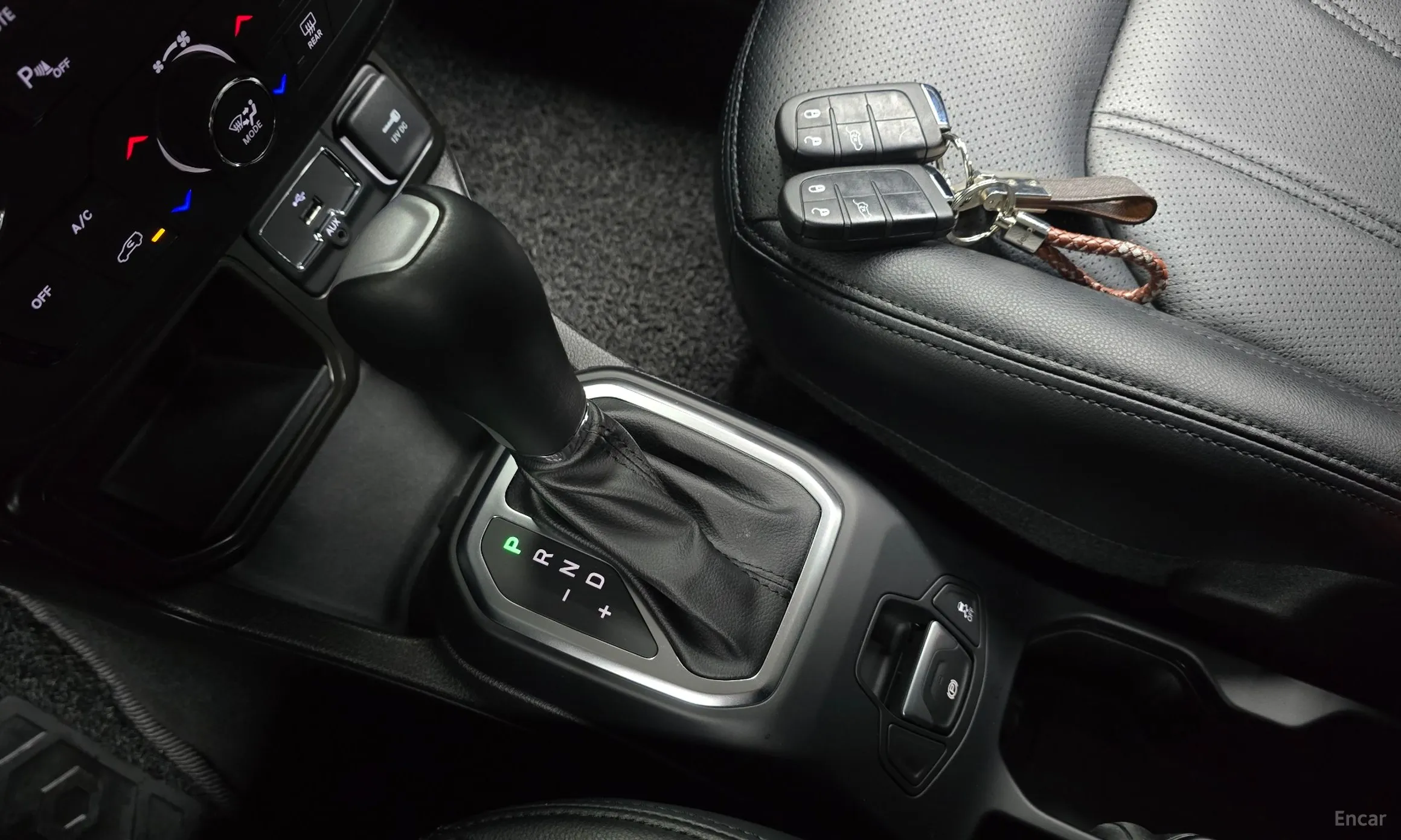 Jeep Renegade превью 9