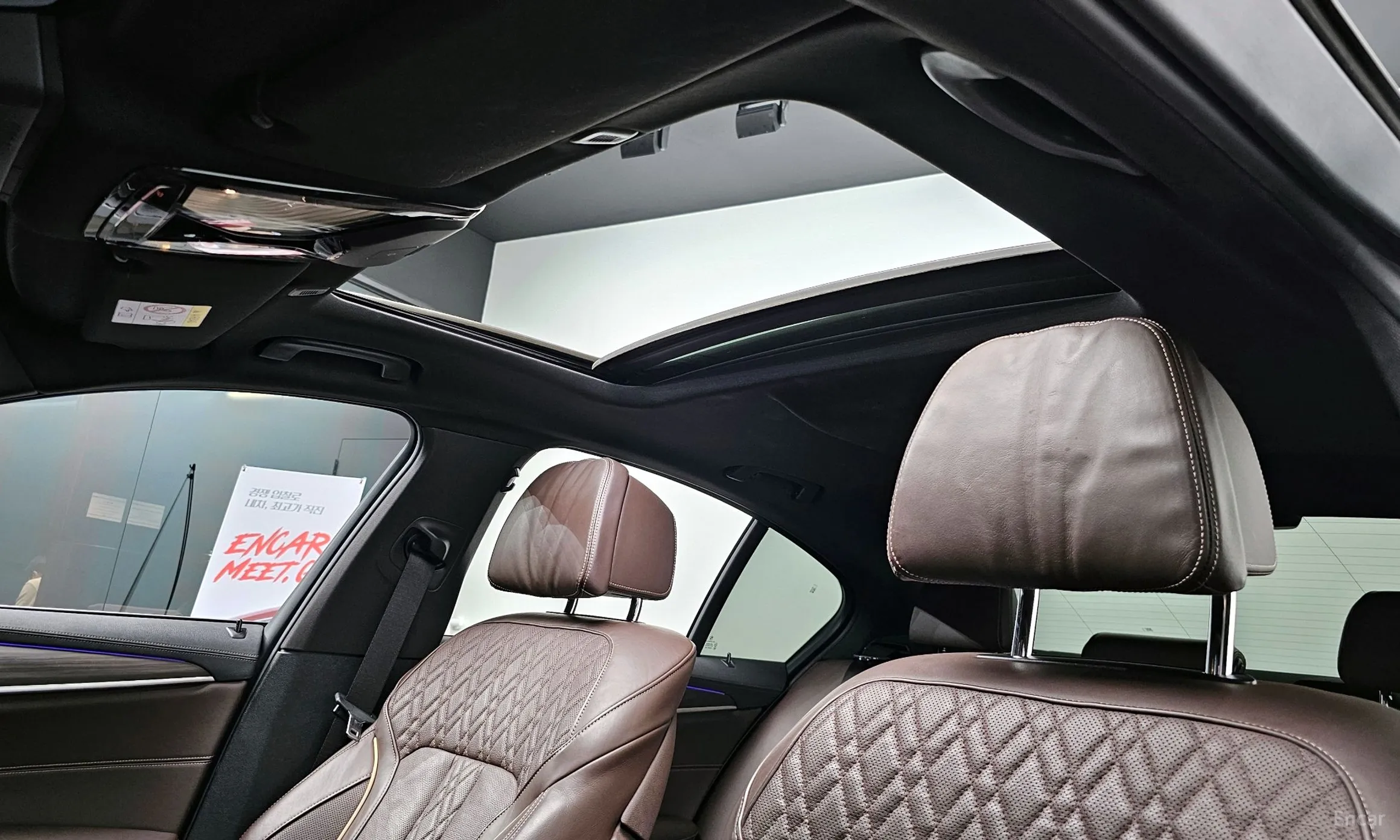 BMW 5 Series (G30) превью 18