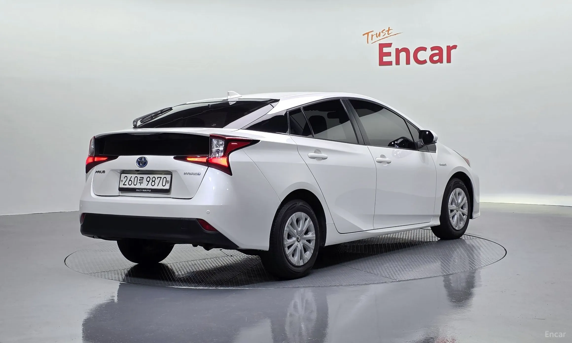 Toyota Prius 4th Generation
