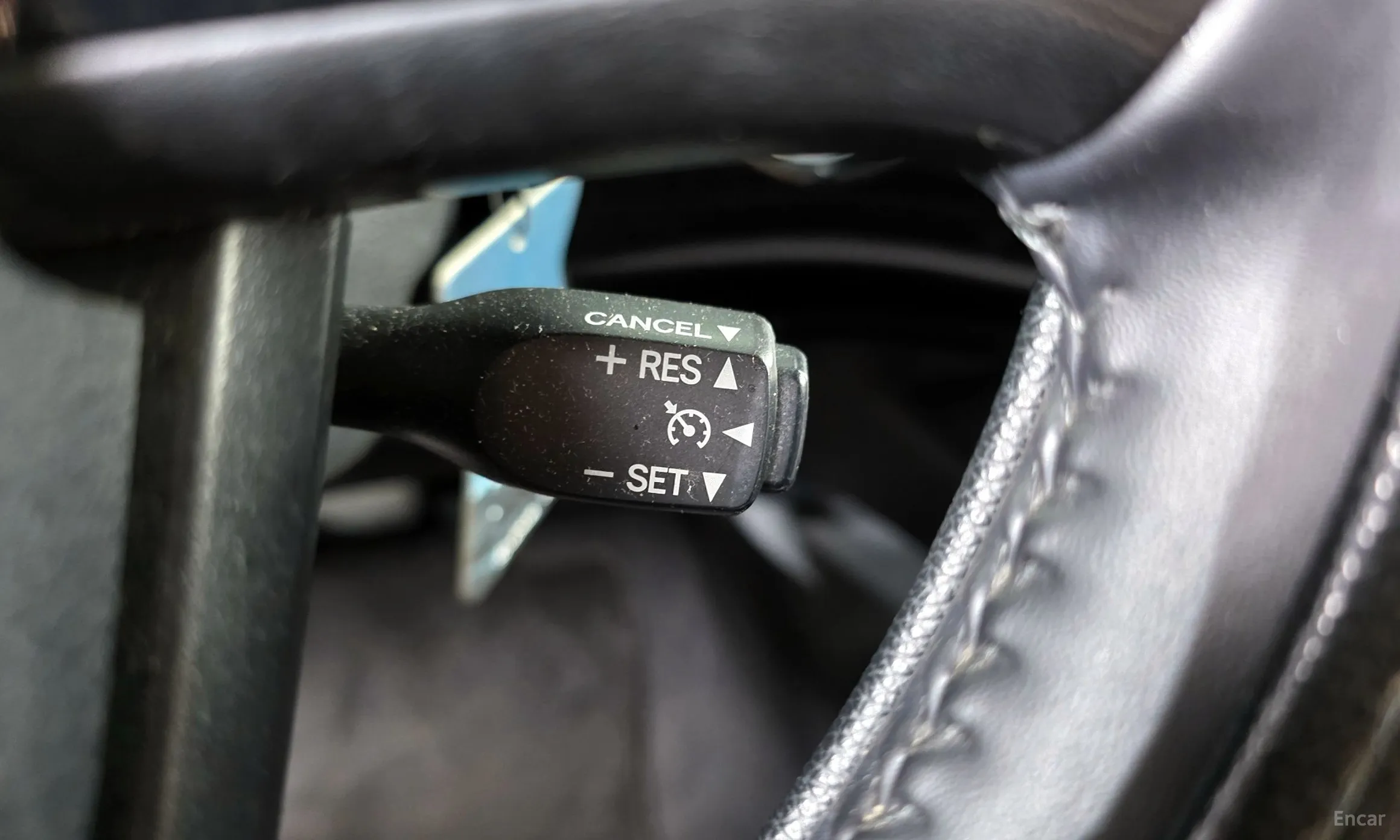 Toyota Prius 4th Generation превью 17