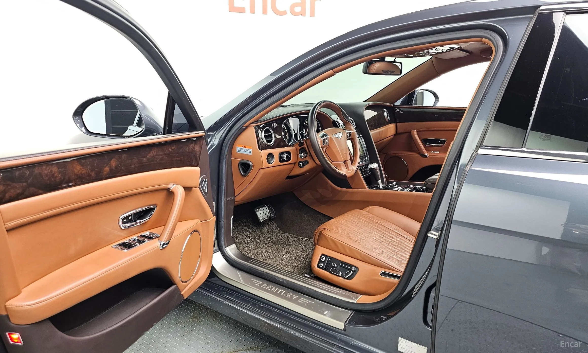 Bentley Flying Spur 2nd Generation превью 10