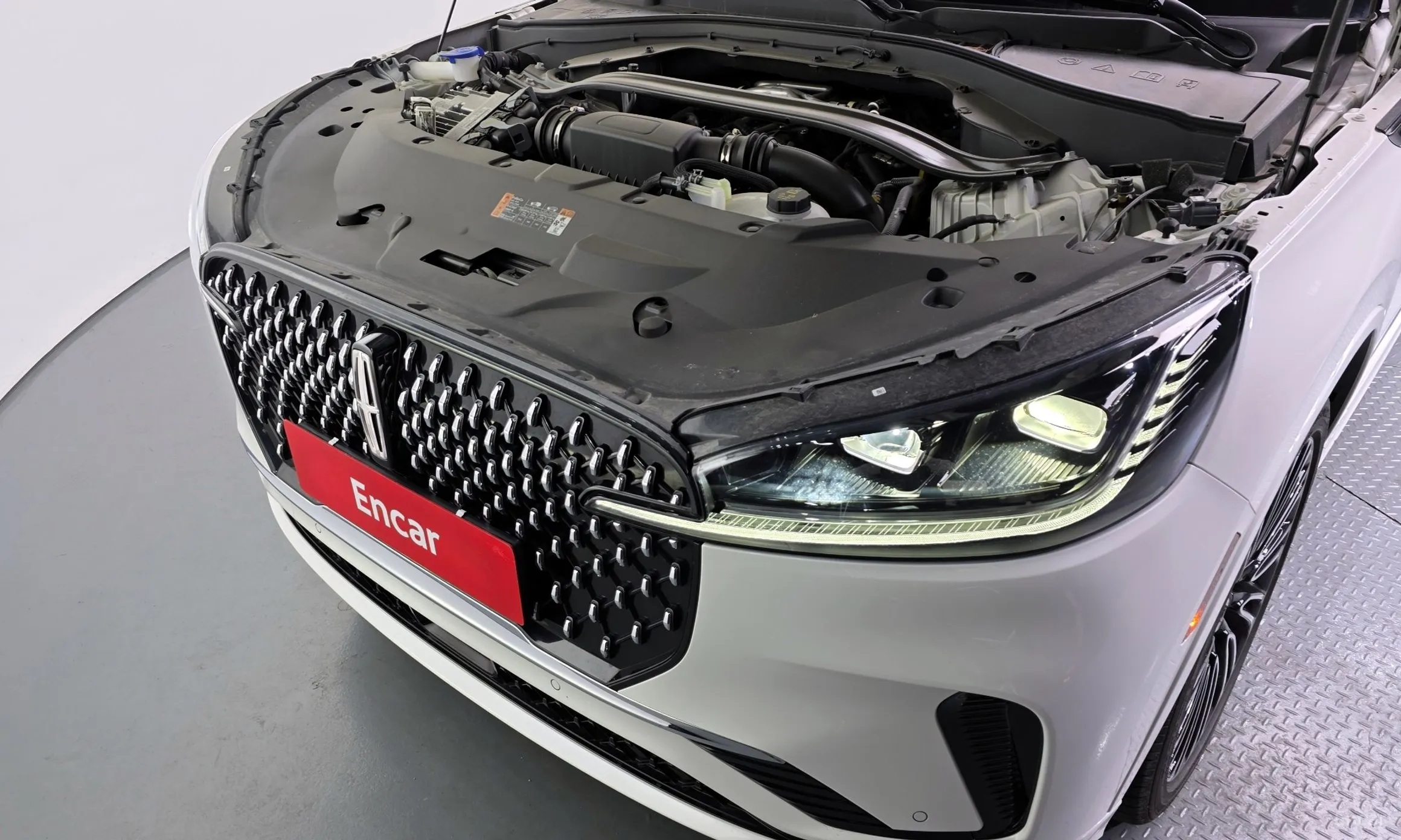 Lincoln Aviator 2nd Generation превью 6