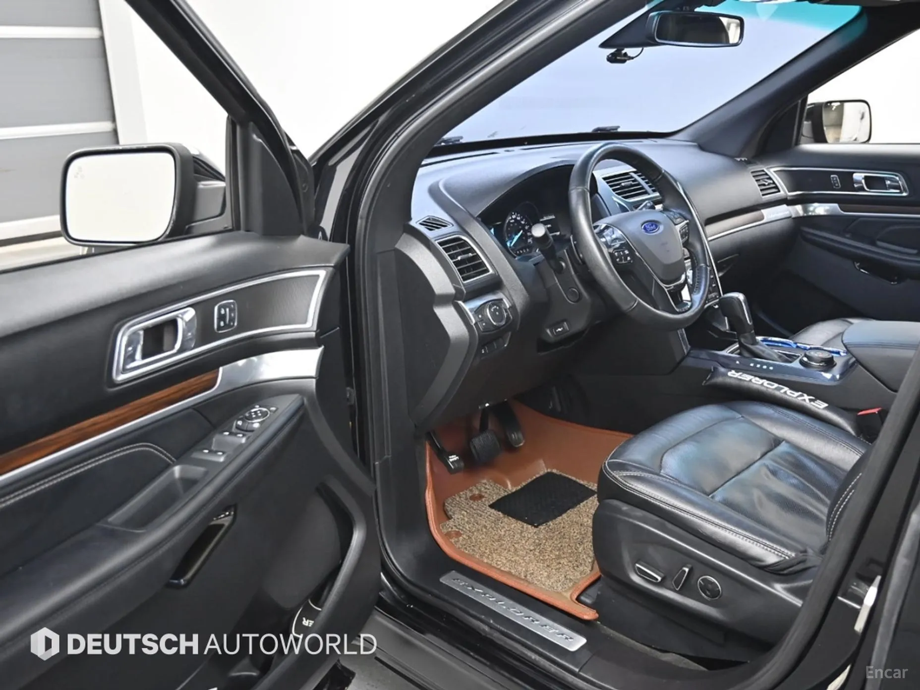 Ford Explorer превью 11