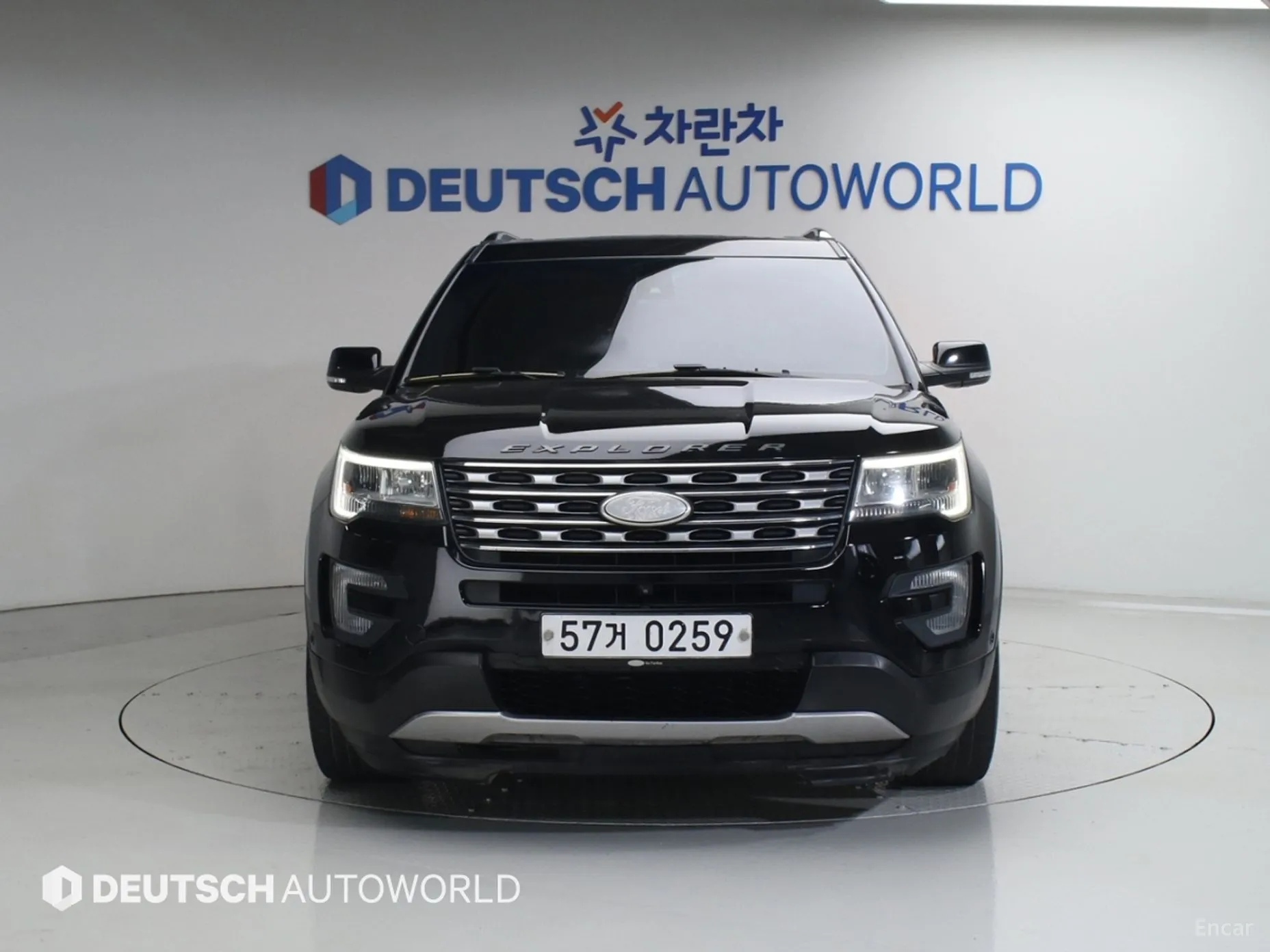 Ford Explorer превью 3