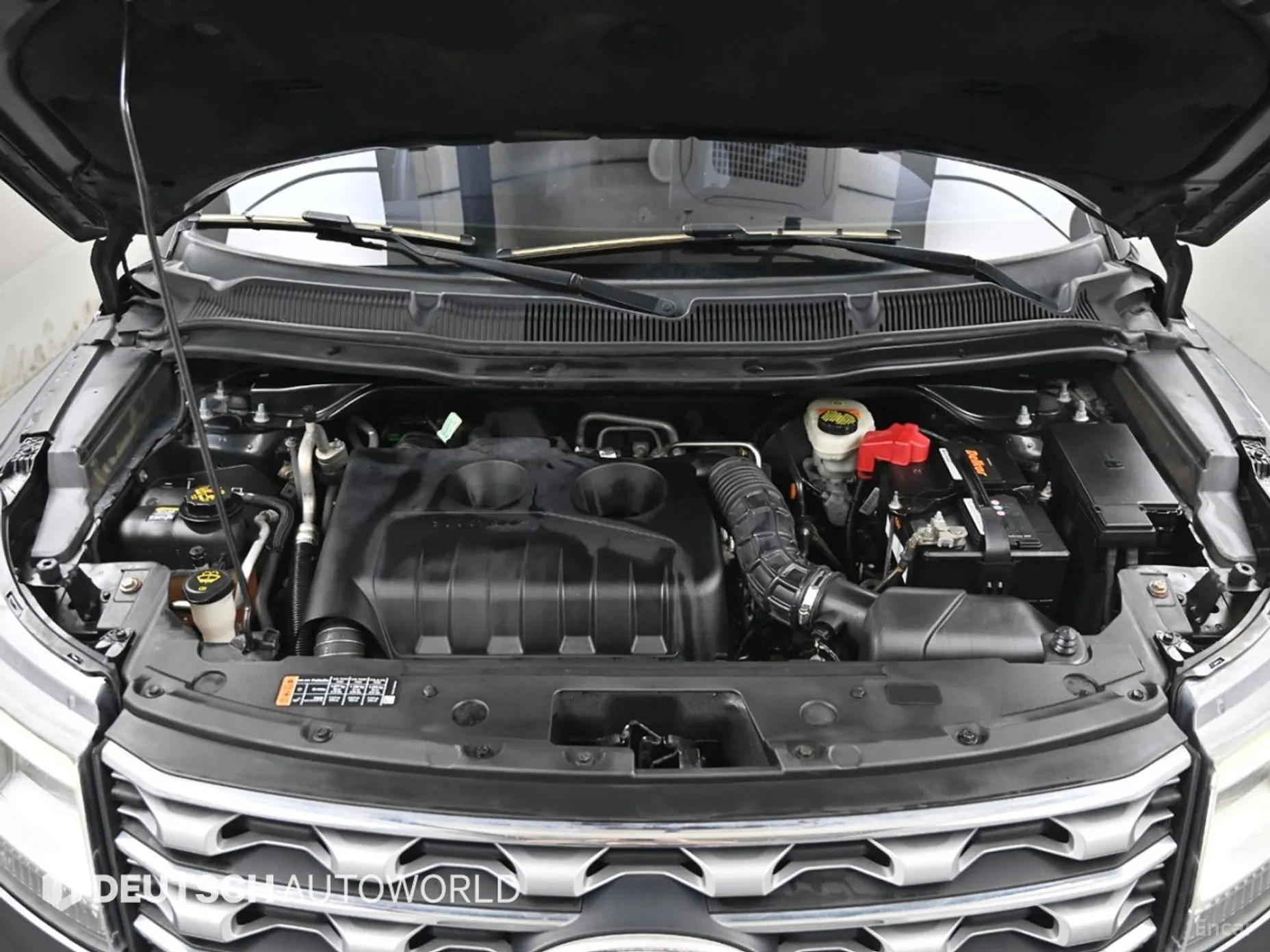 Ford Explorer превью 6