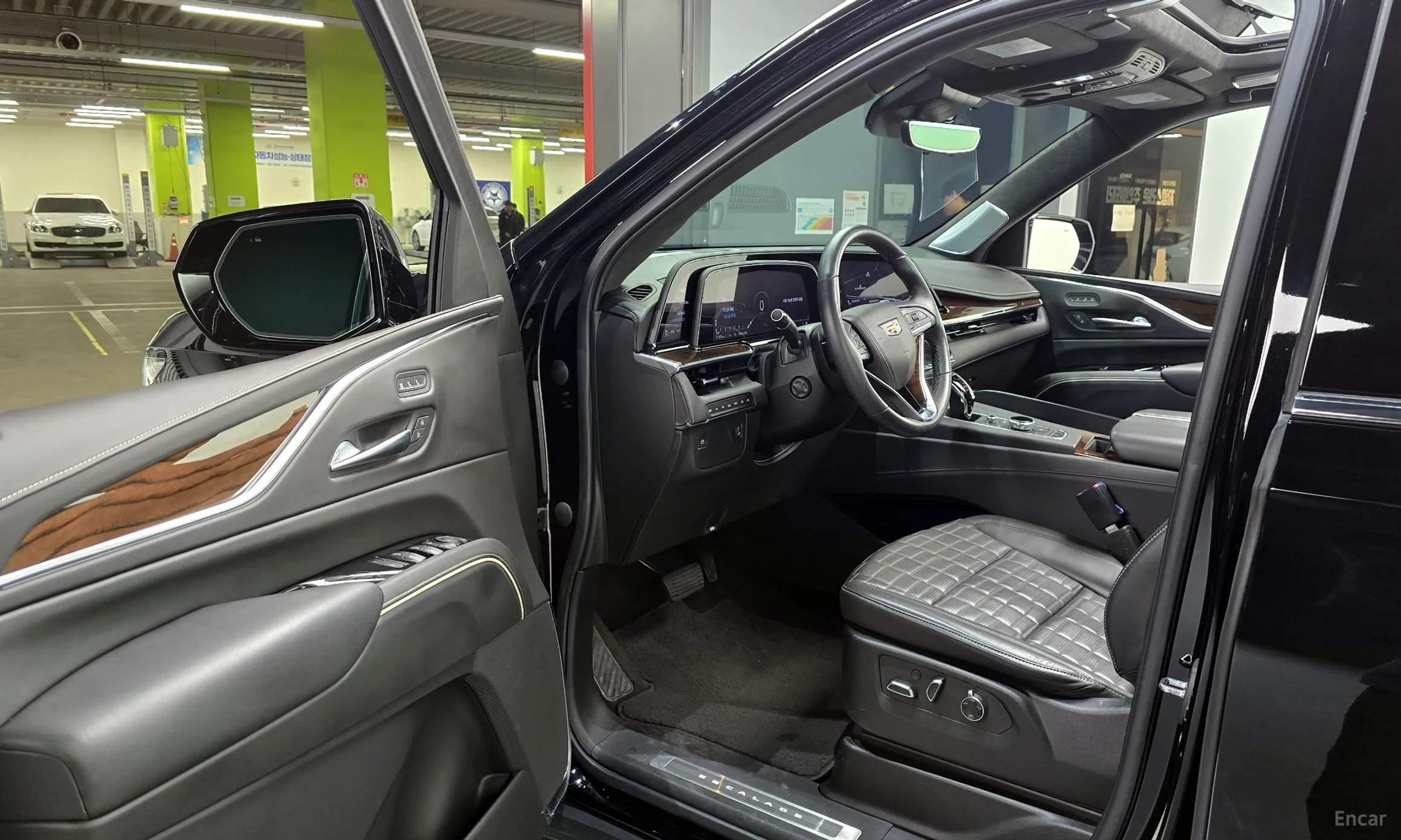 Cadillac Escalade 5th Generation превью 10