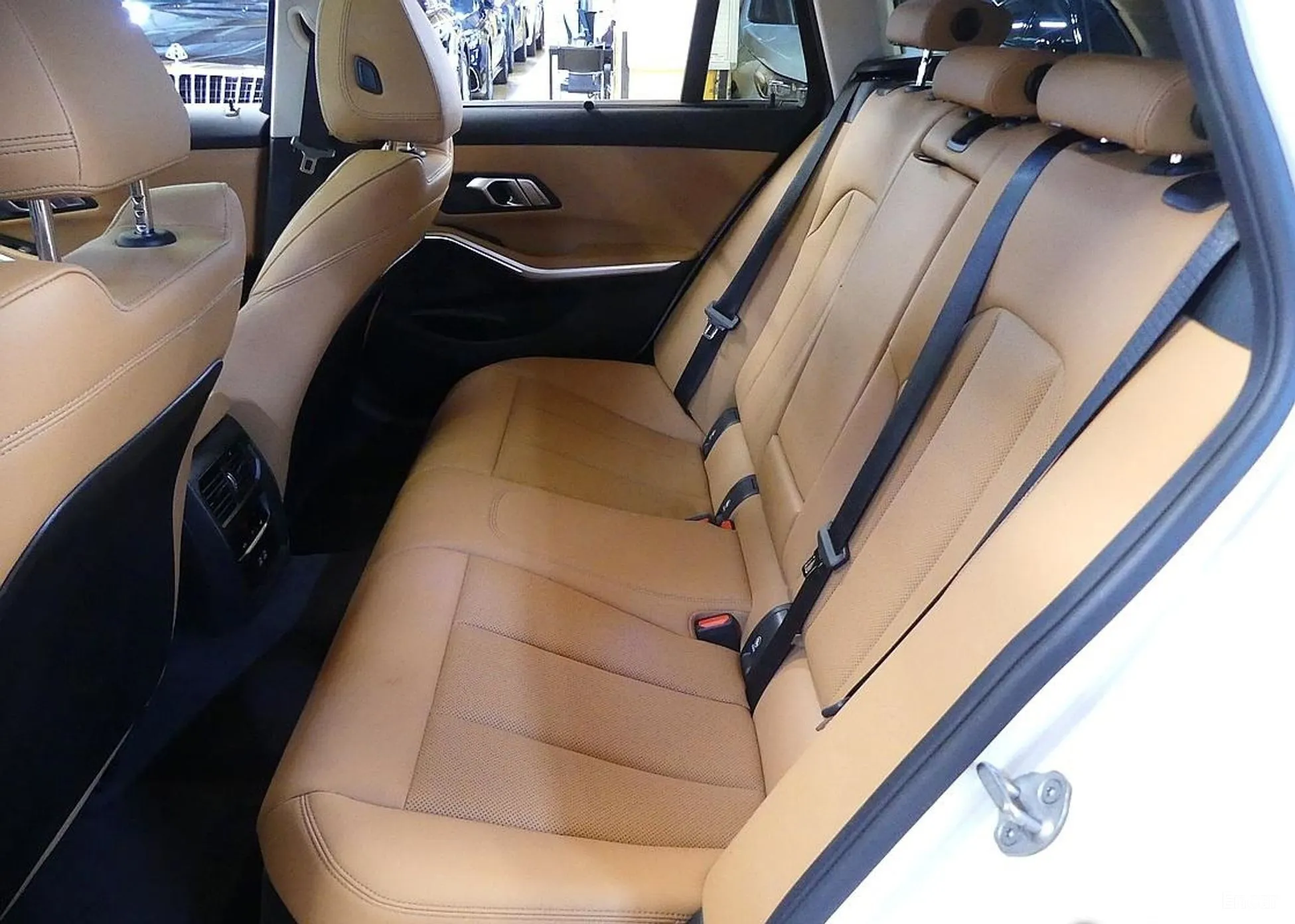 BMW 3 Series (G20) превью 18