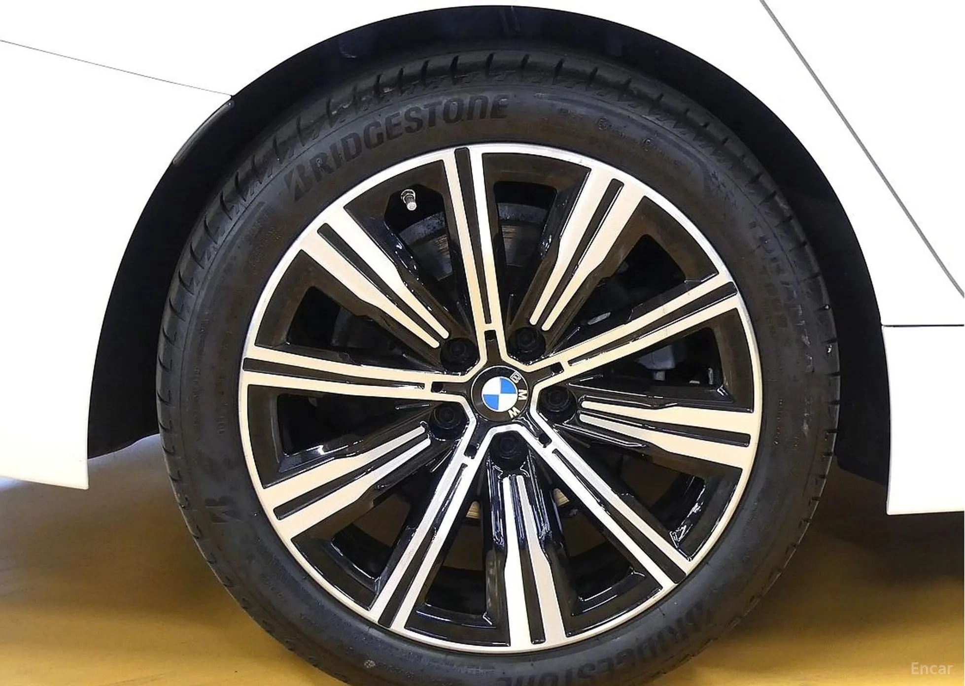 BMW 3 Series (G20) превью 5