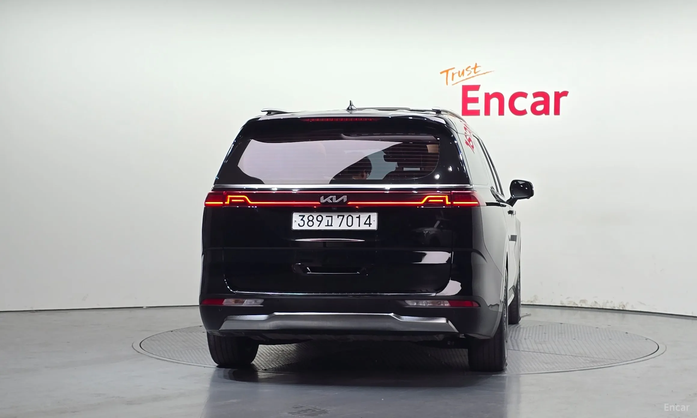 Kia Carnival Gen 4 превью 4